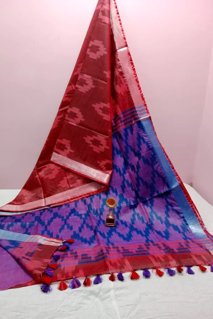 maroon handwoven ikat cotton saree - linenworldonline.in