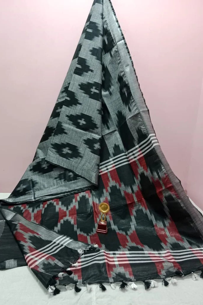 grey black handwoven ikat cotton saree - linenworldonline.in
