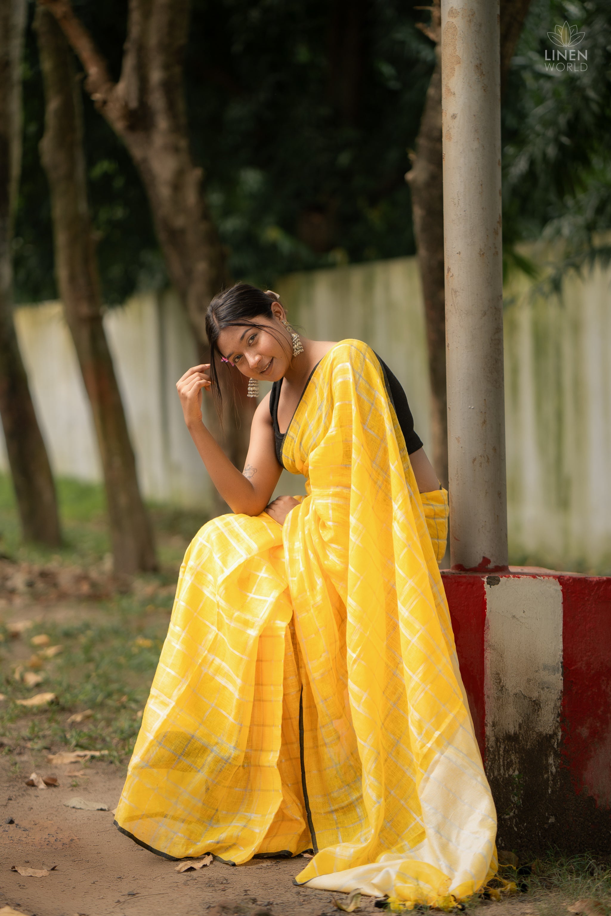 ishani - mango yellow checkered pure linen saree - linenworldonline.in