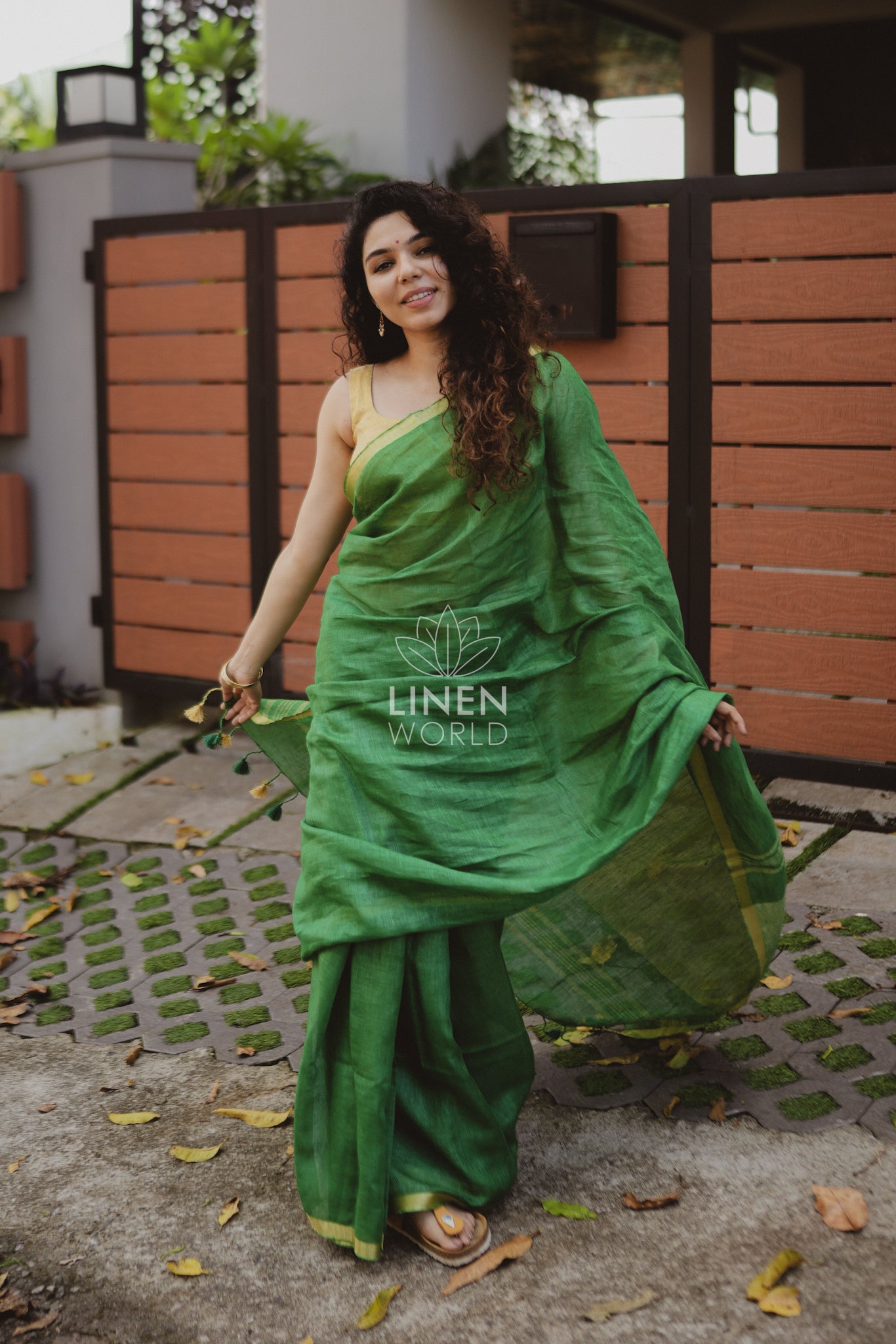 tanishka: green gold zari pure handwoven linen saree - linen world