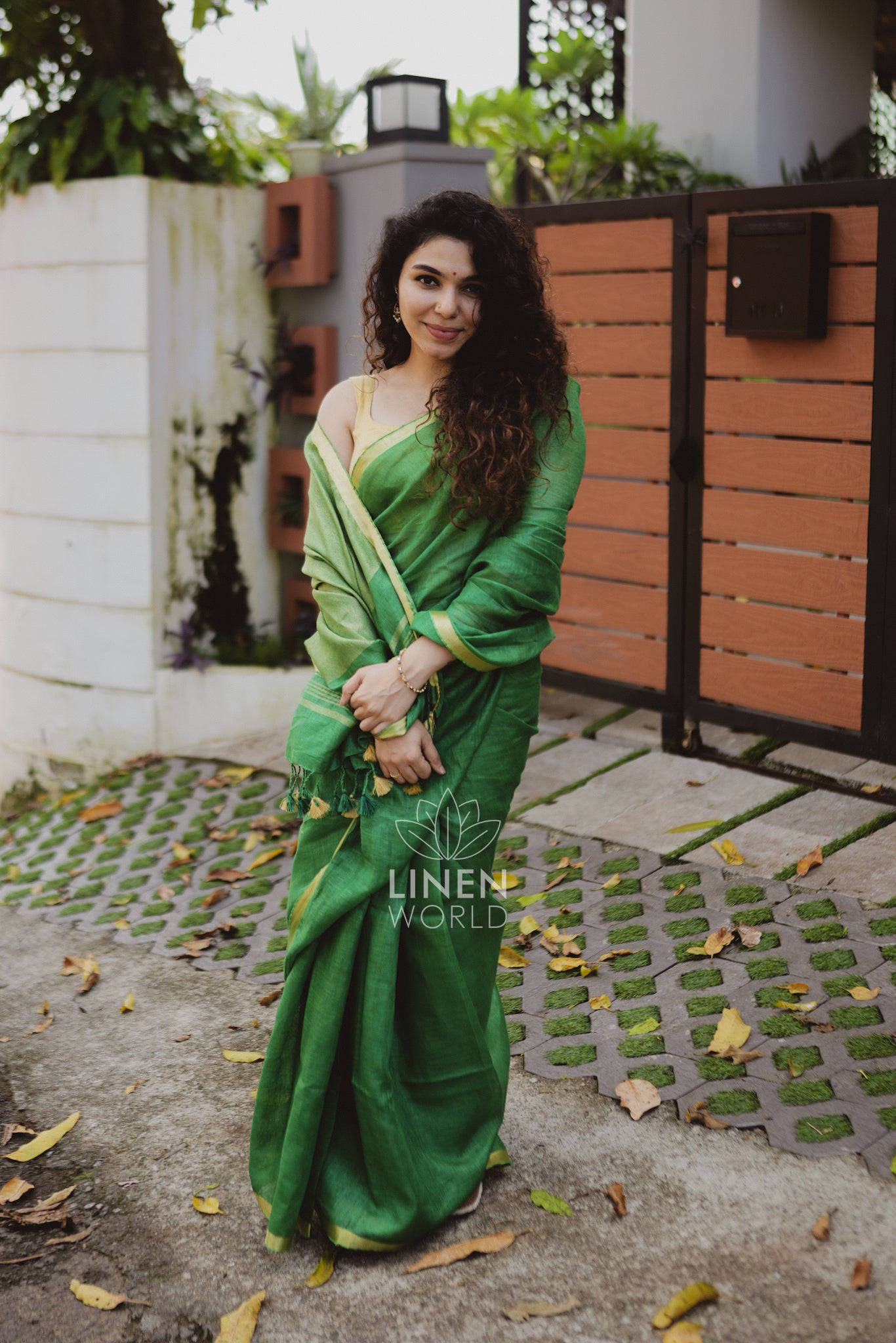 tanishka: green gold zari pure handwoven linen saree - linen world