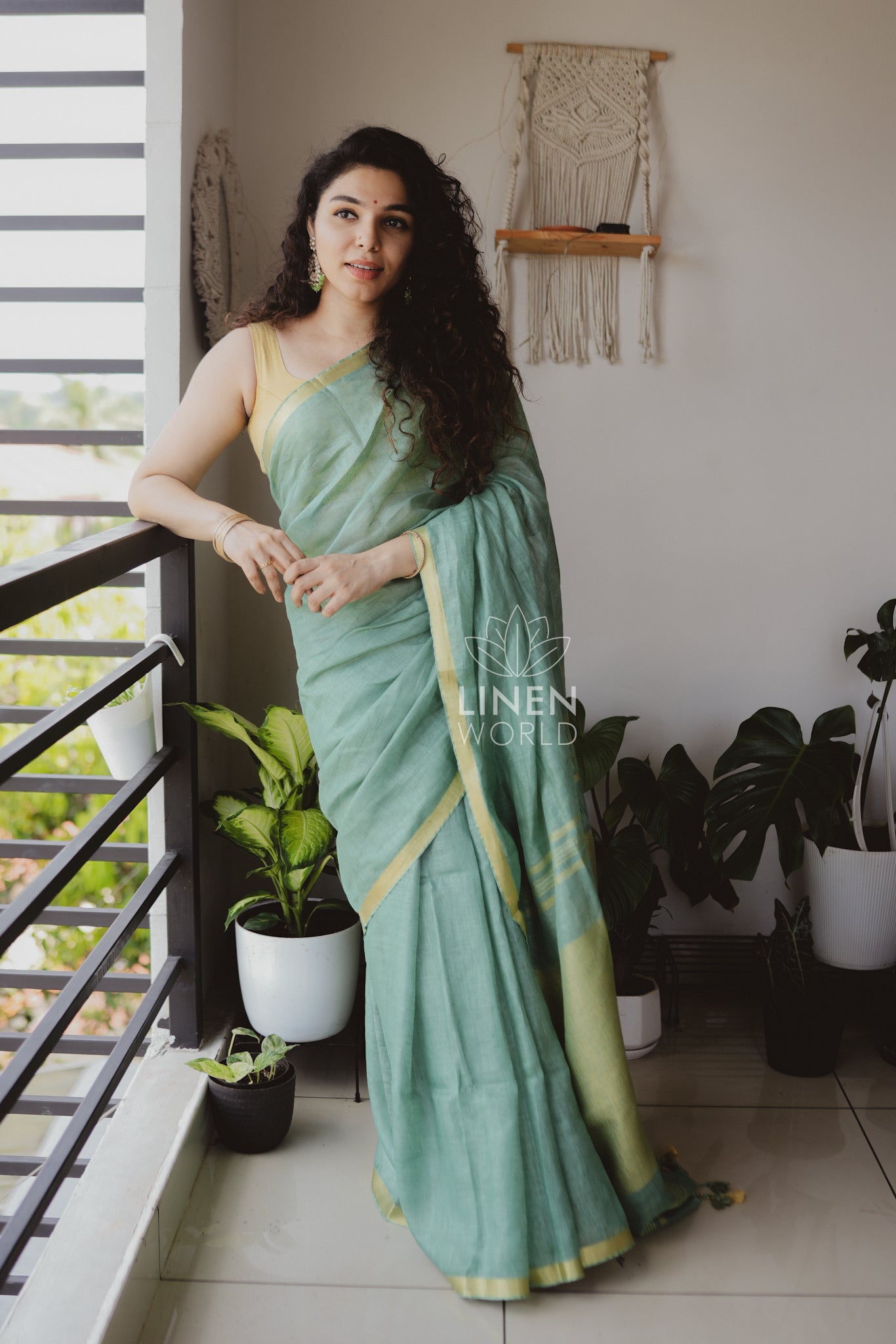 Tanishka - Pista Green