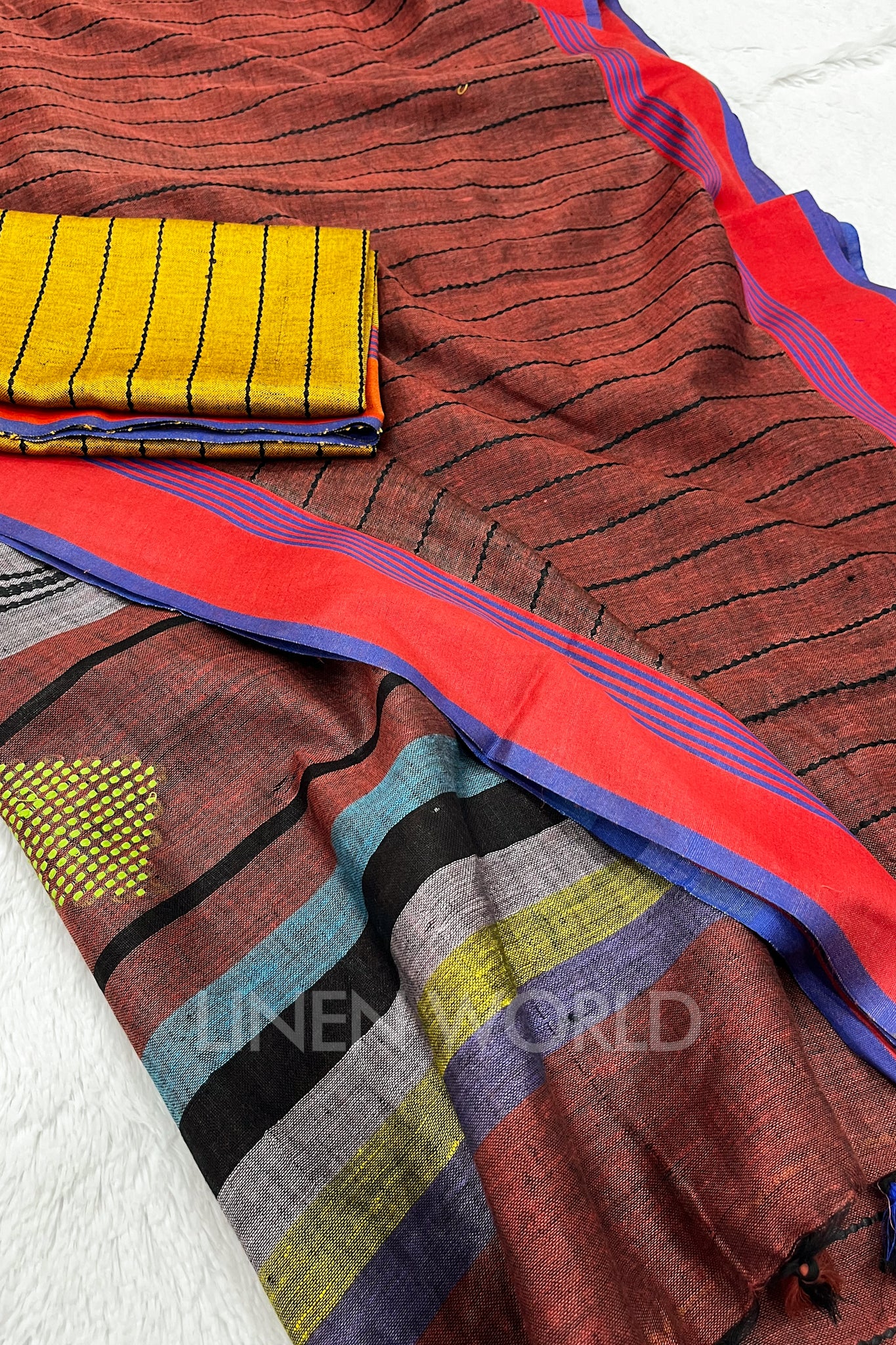 mohini (maroon handloom kantha linen saree) - linenworldonline.in