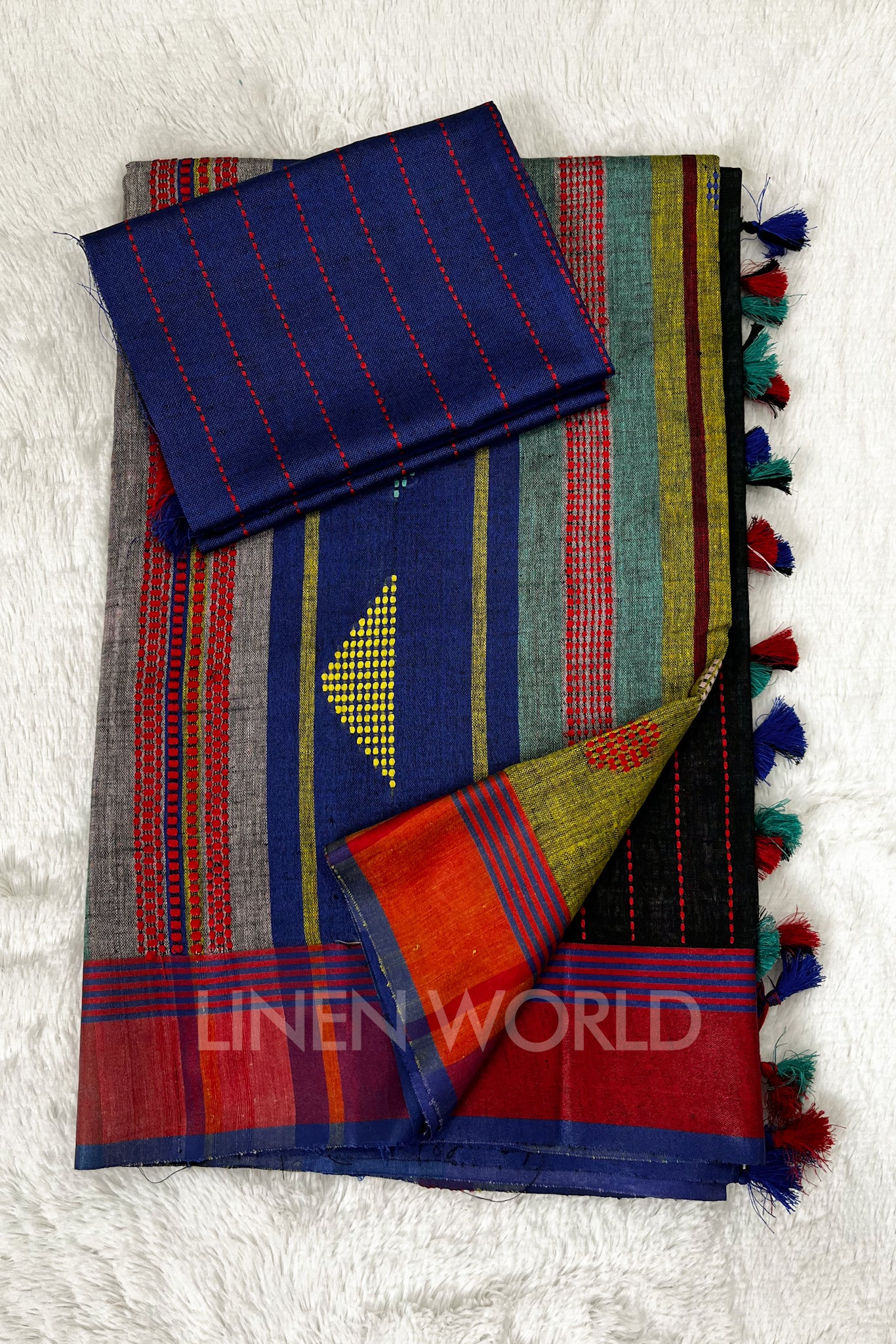 mugdha (black handloom kantha linen saree) - linenworldonline.in