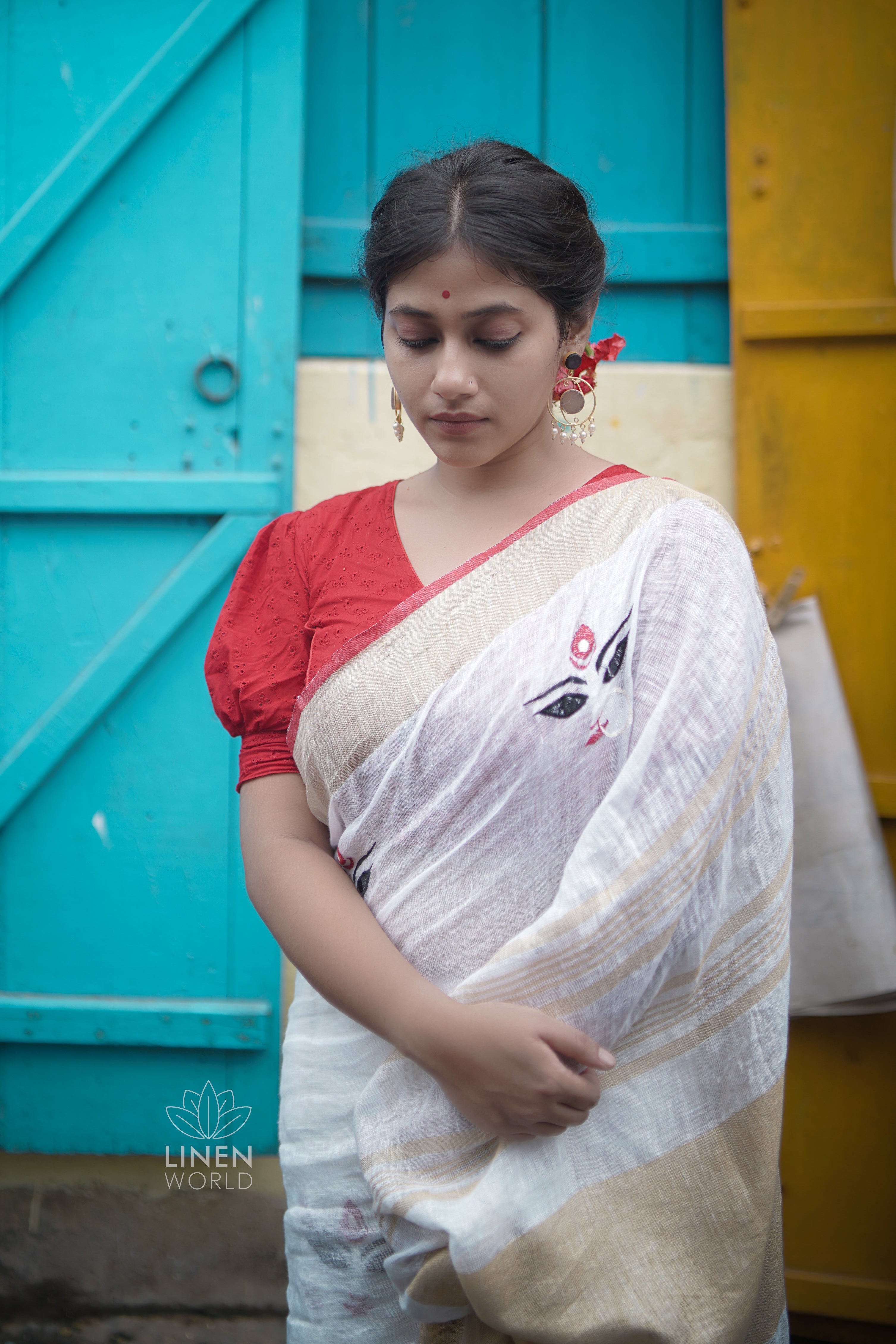 white digital embroidered linen saree - linenworldonline.in