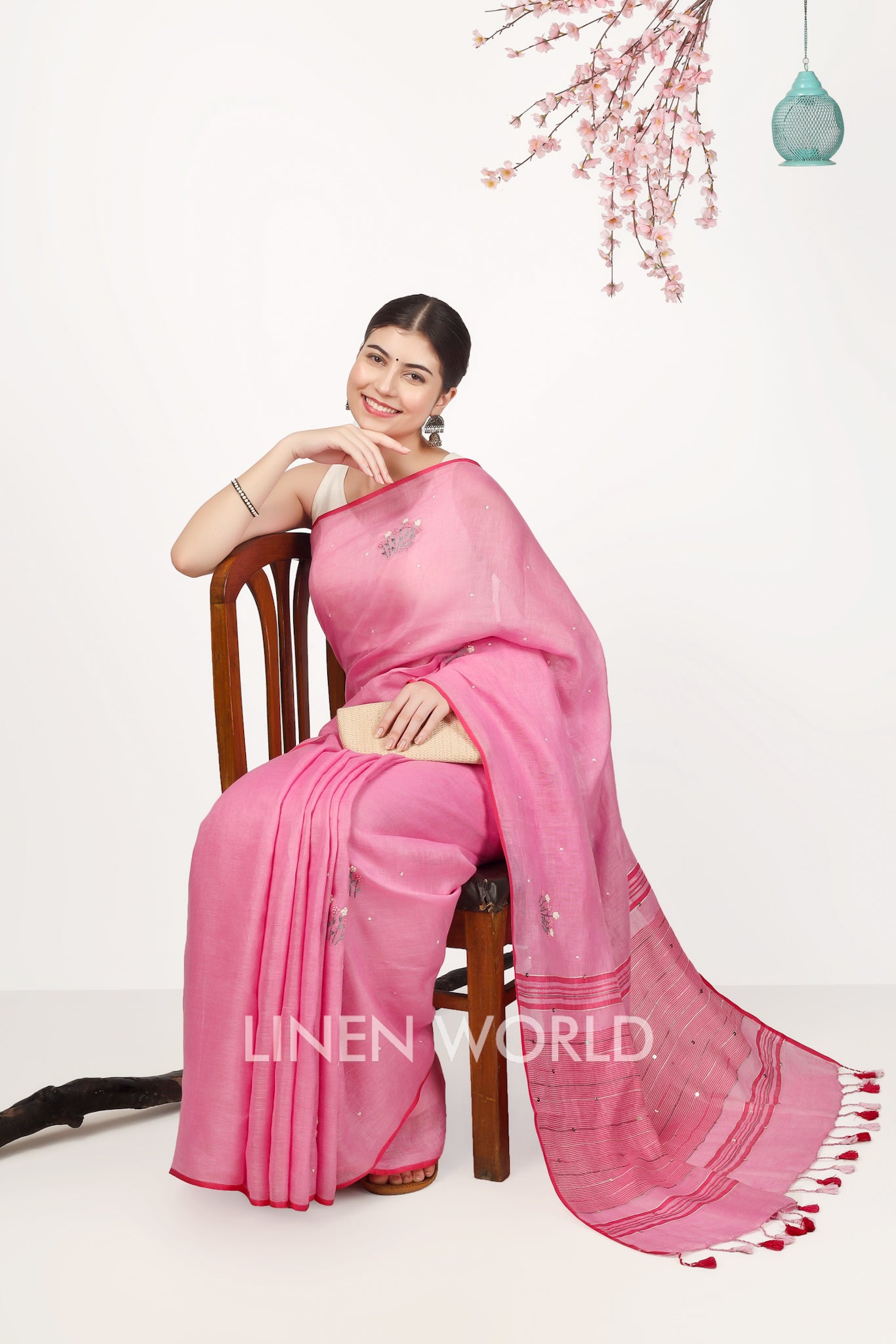 naisha - french knot hand embroidered pure linen sari - linenworldonline.in
