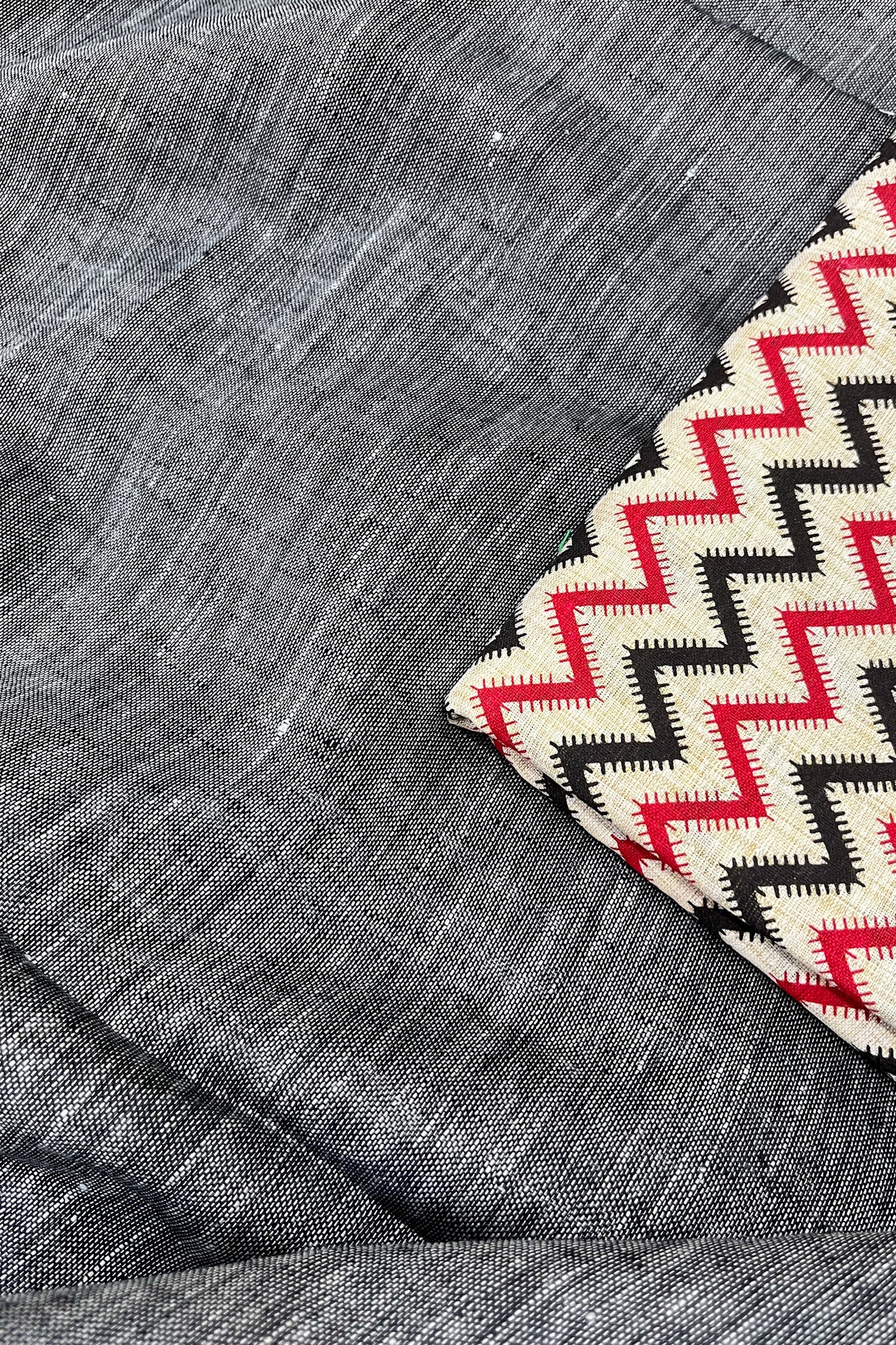 zareen: grey french knot hand embroidered pure linen saree - linenworldonline.in