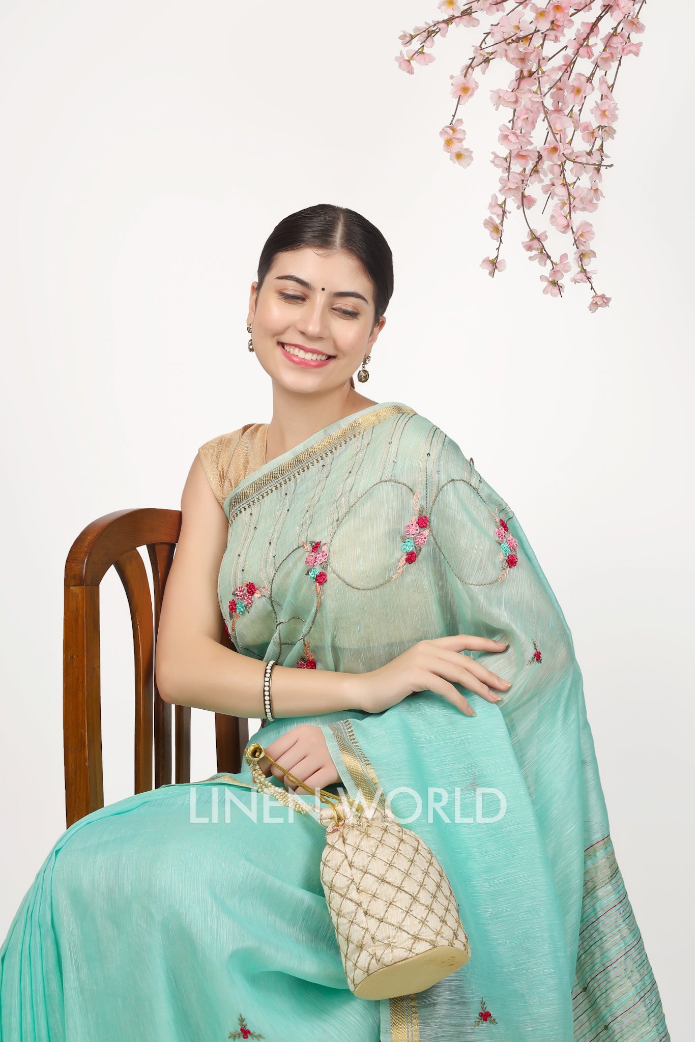 sara - french knot turquoise silk linen sari - linenworldonline.in