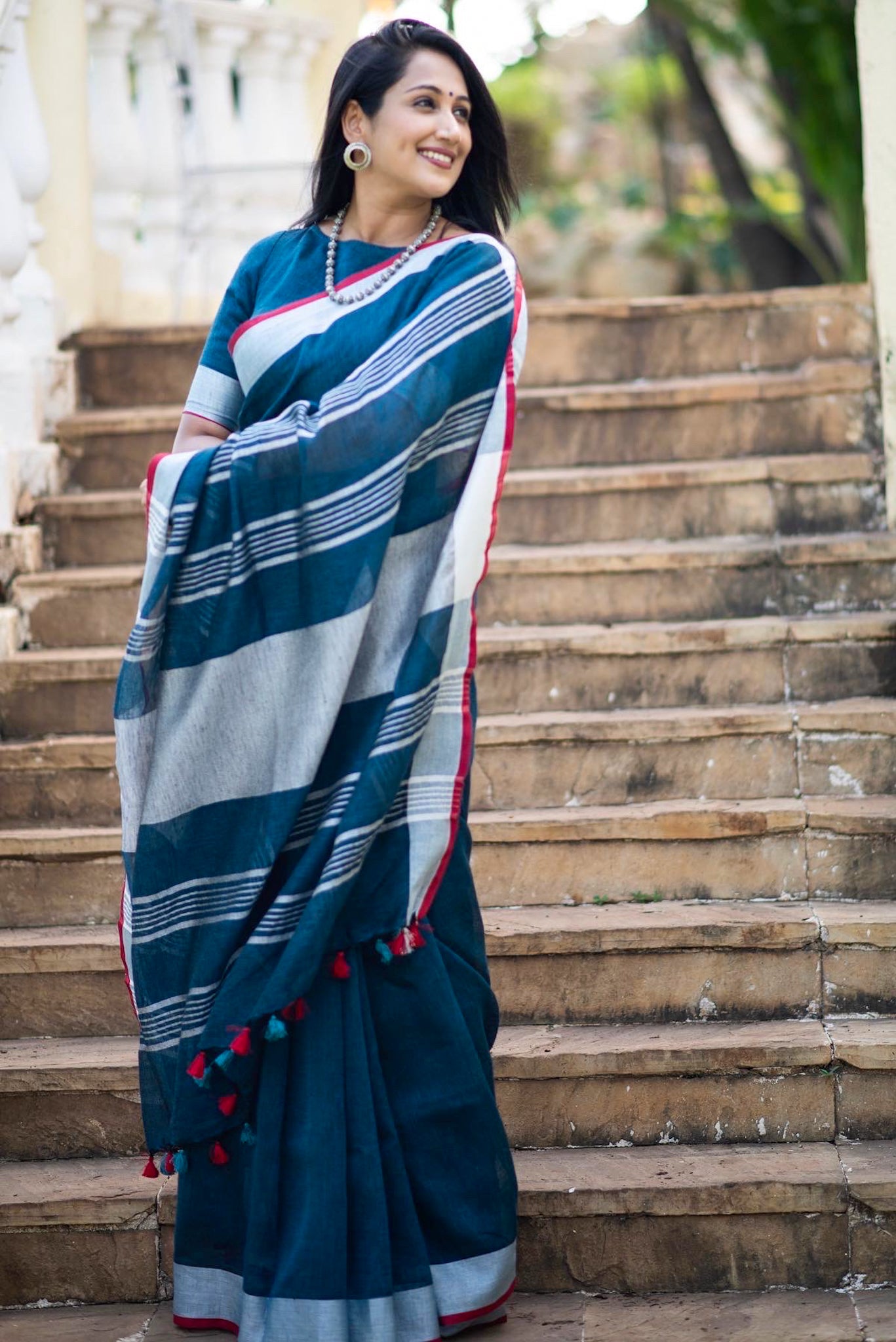 gayatri - teal blue organic pure linen saree - linenworldonline.in