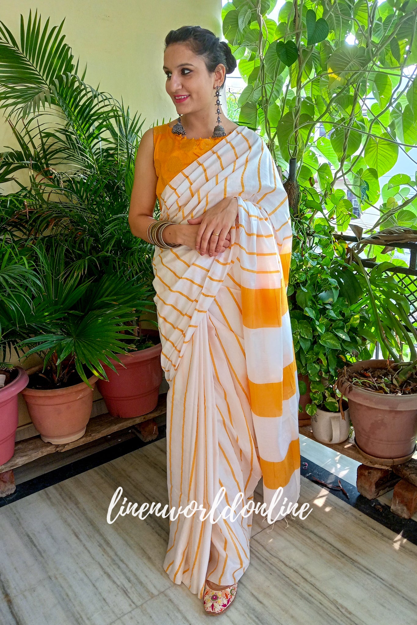 white cotton silk saree with mustard yellow stripes - linenworldonline.in