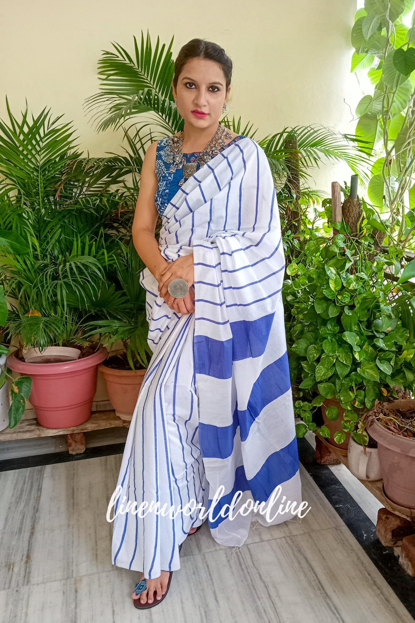 white cotton silk saree with royal blue stripes - linenworldonline.in