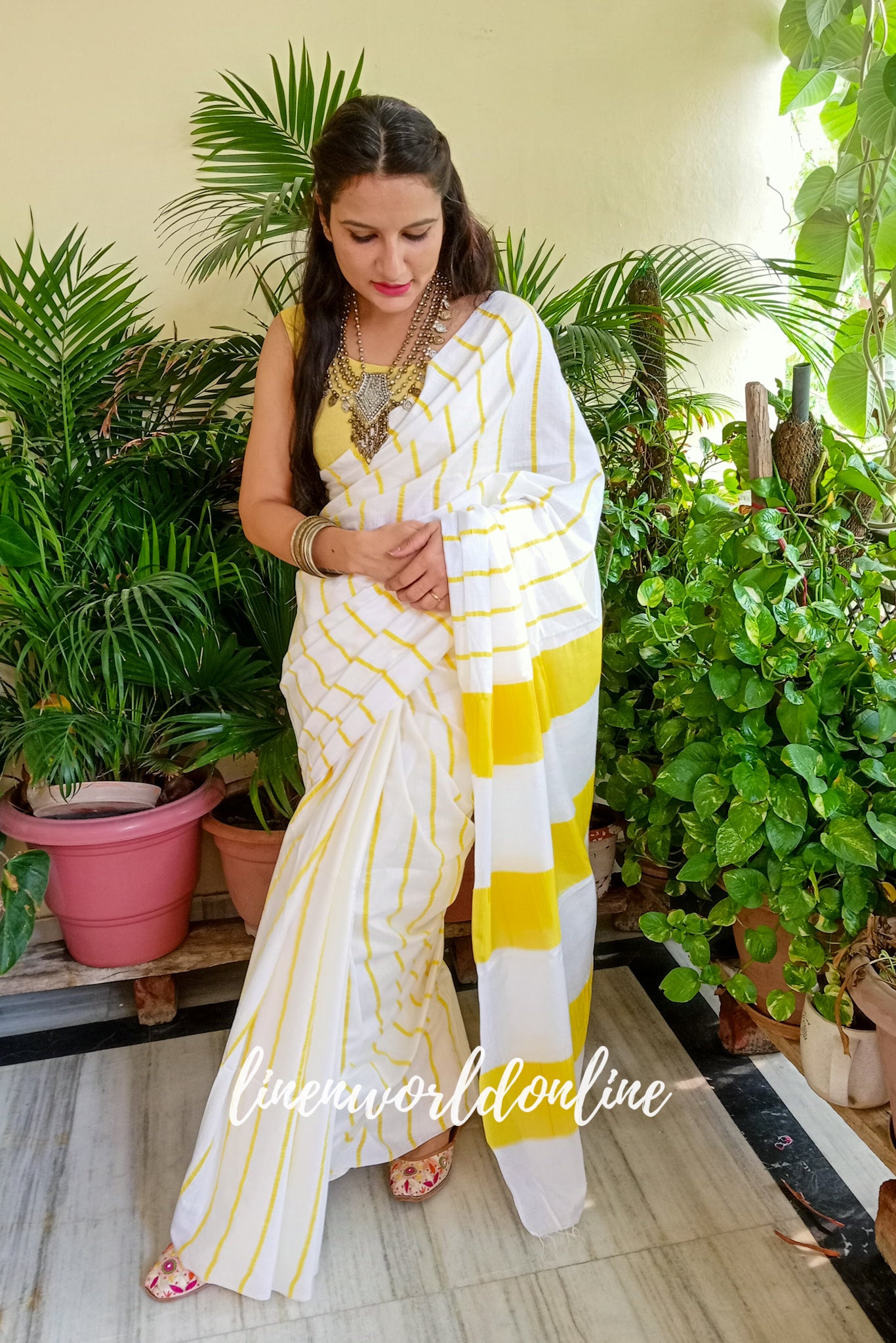 white cotton silk saree with yellow stripes - linenworldonline.in