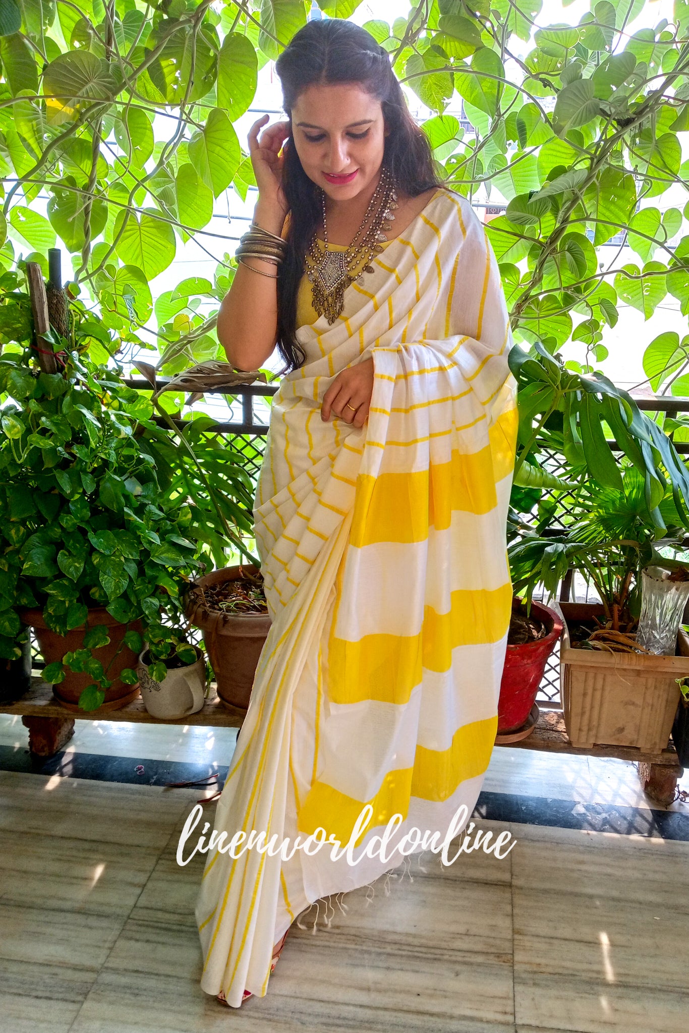 white cotton silk saree with yellow stripes - linenworldonline.in