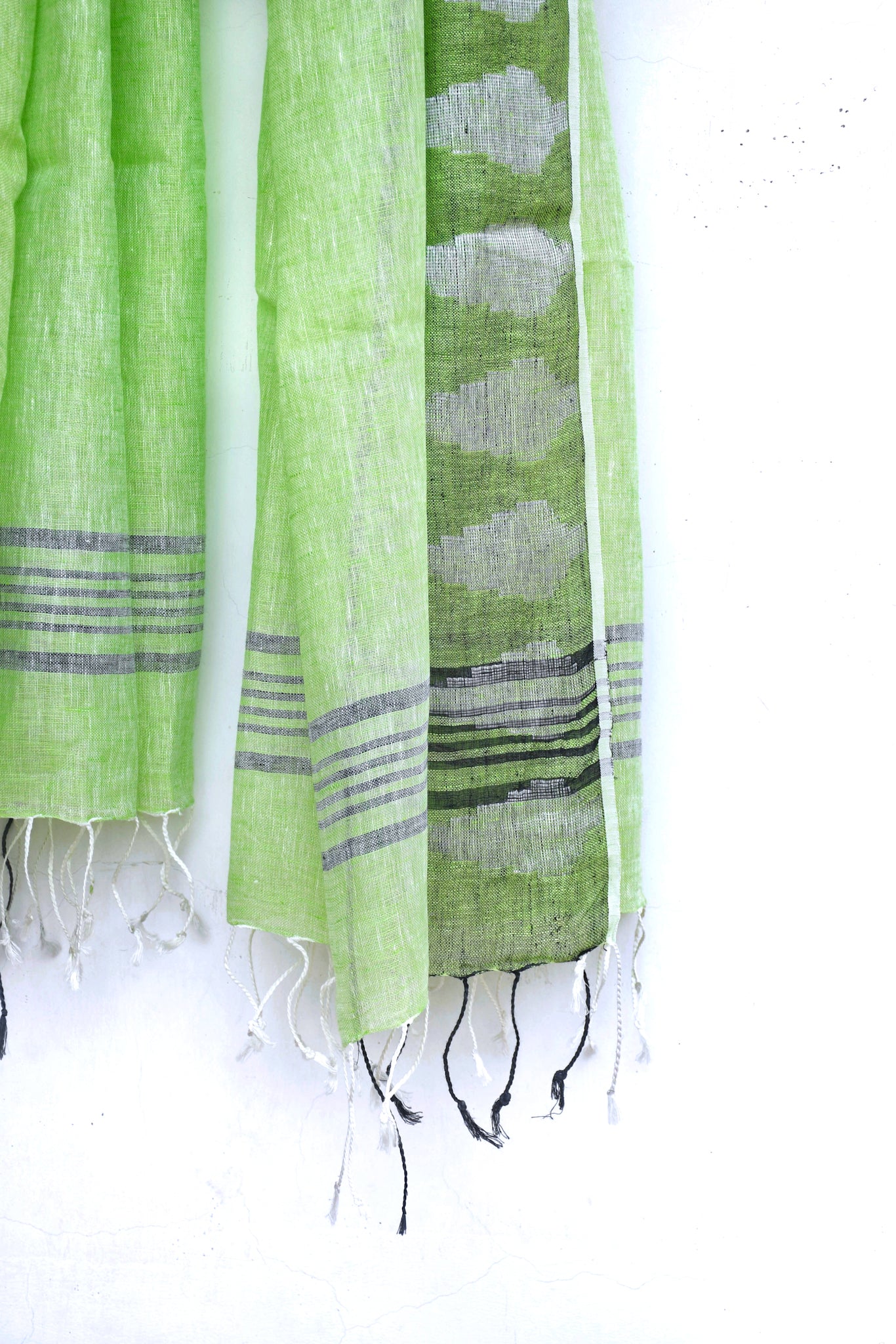 green pure linen dobby woven dupatta - linenworldonline.in