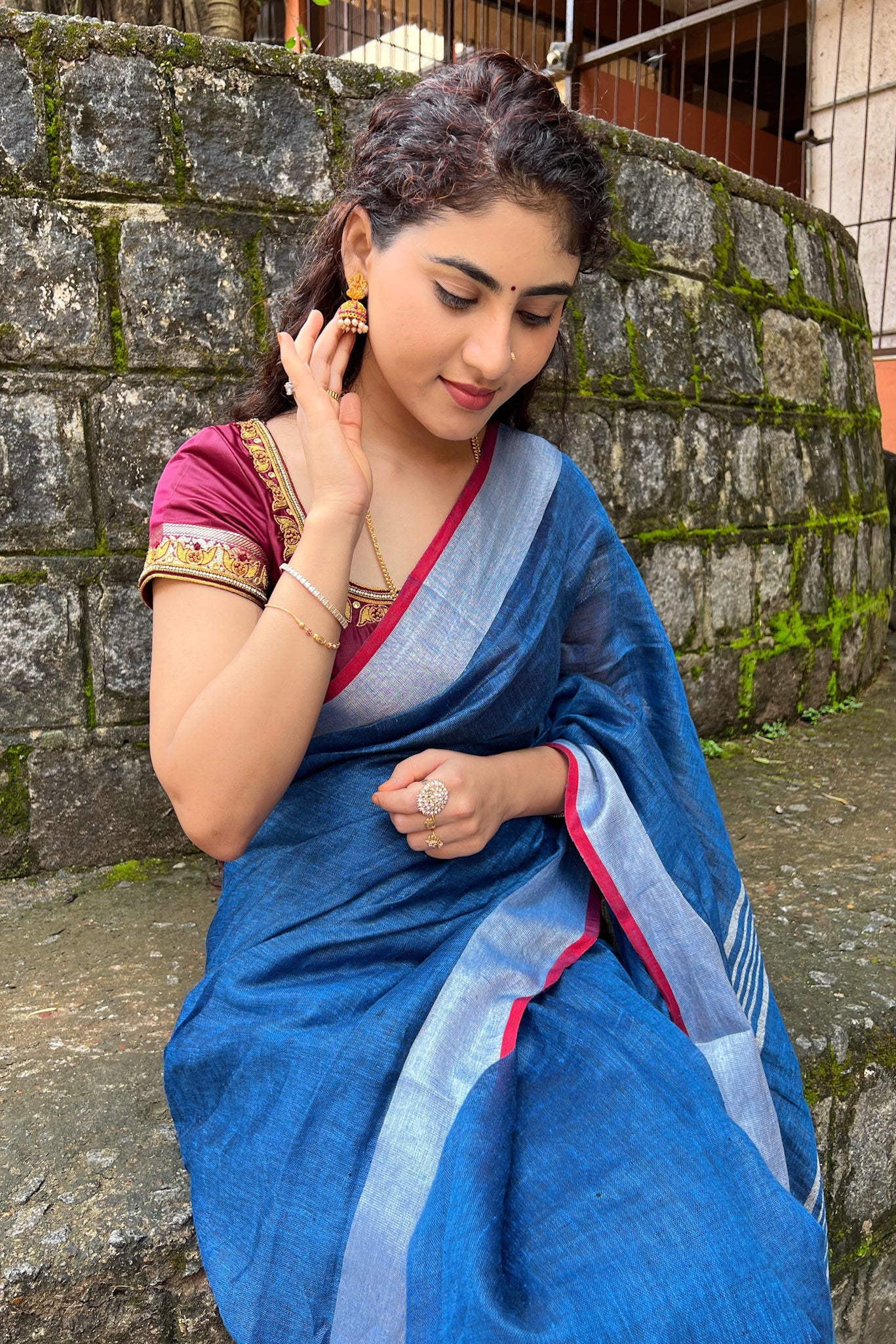 chitrangada - royal blue organic pure linen saree - linenworldonline.in