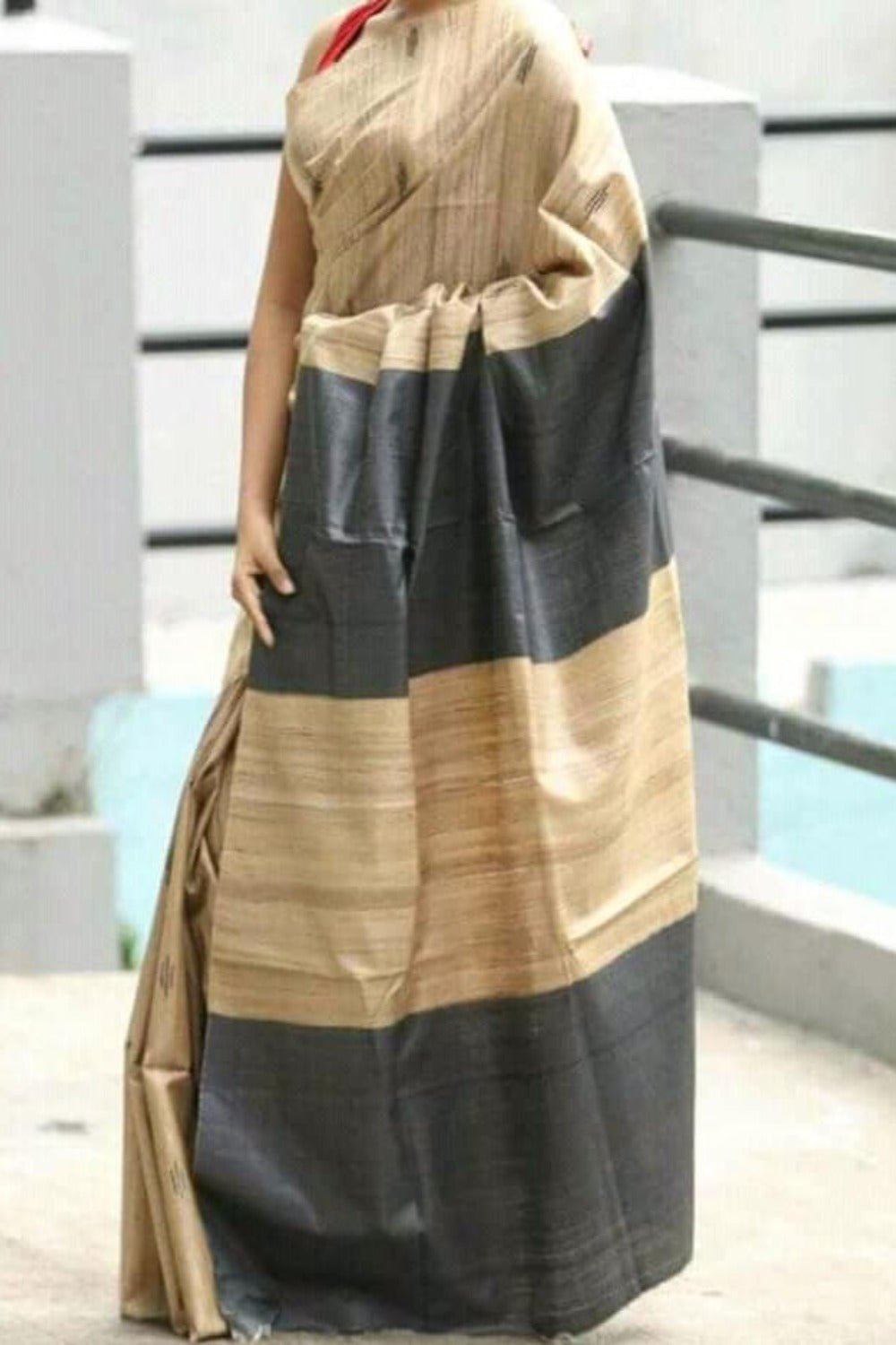 Pure Bhagalpuri Tussar Ghicha Handwoven Capsule Silk Saree - Linen World