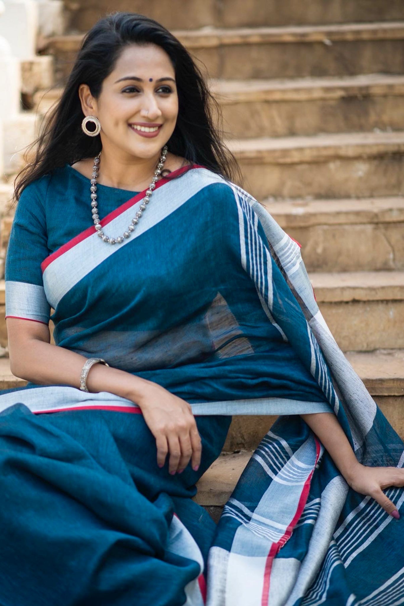 gayatri - teal blue organic pure linen saree - linenworldonline.in