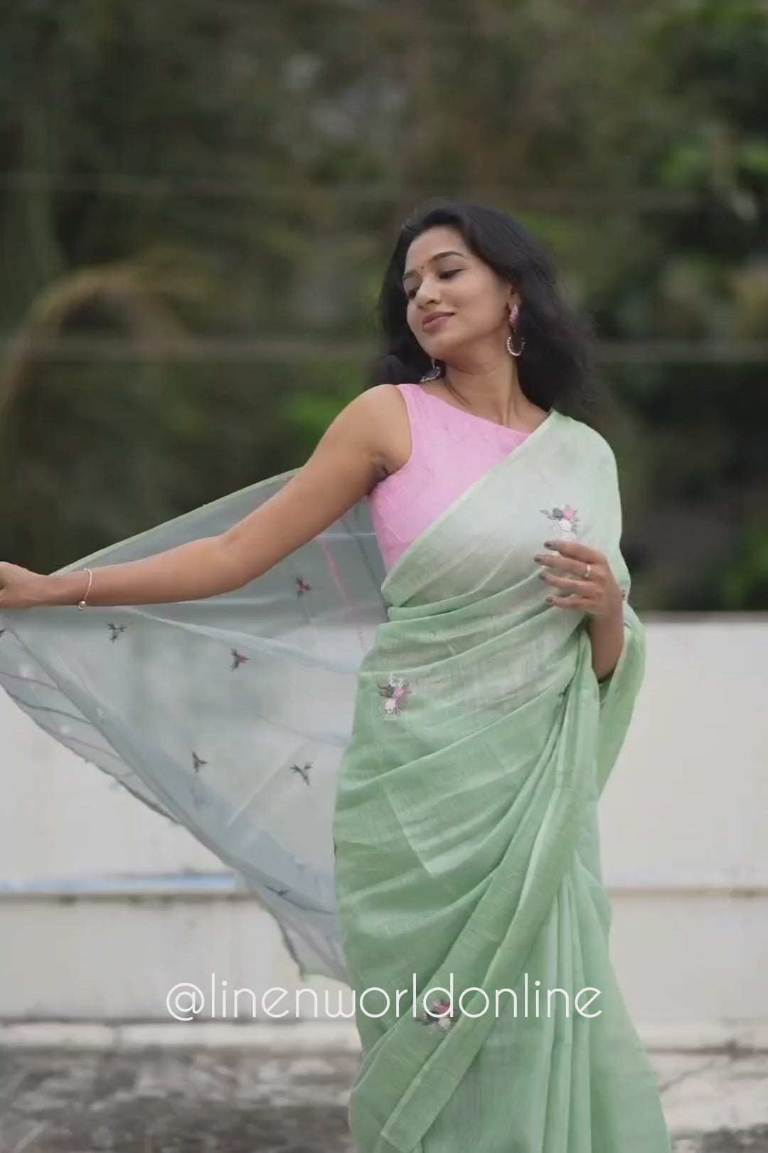 victoria - mint green pure zari linen french knot saree - linenworldonline.in