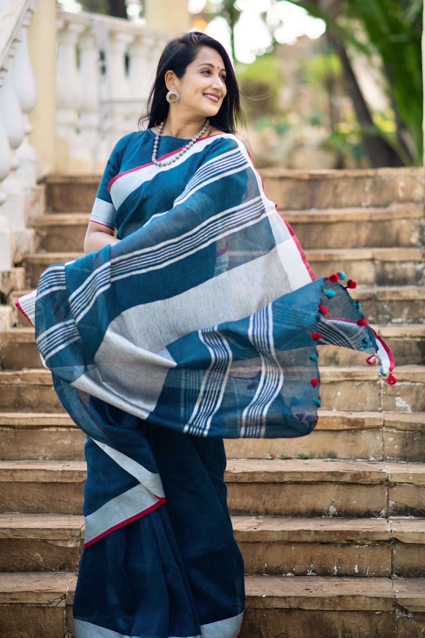 gayatri - teal blue organic pure linen saree - linenworldonline.in