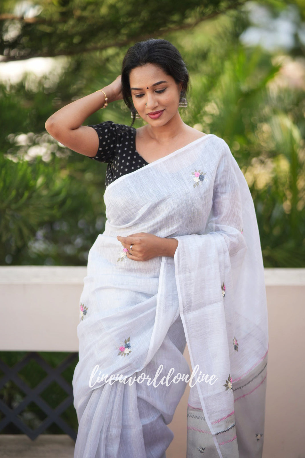 olivia - white zari linen french knot saree - linenworldonline.in