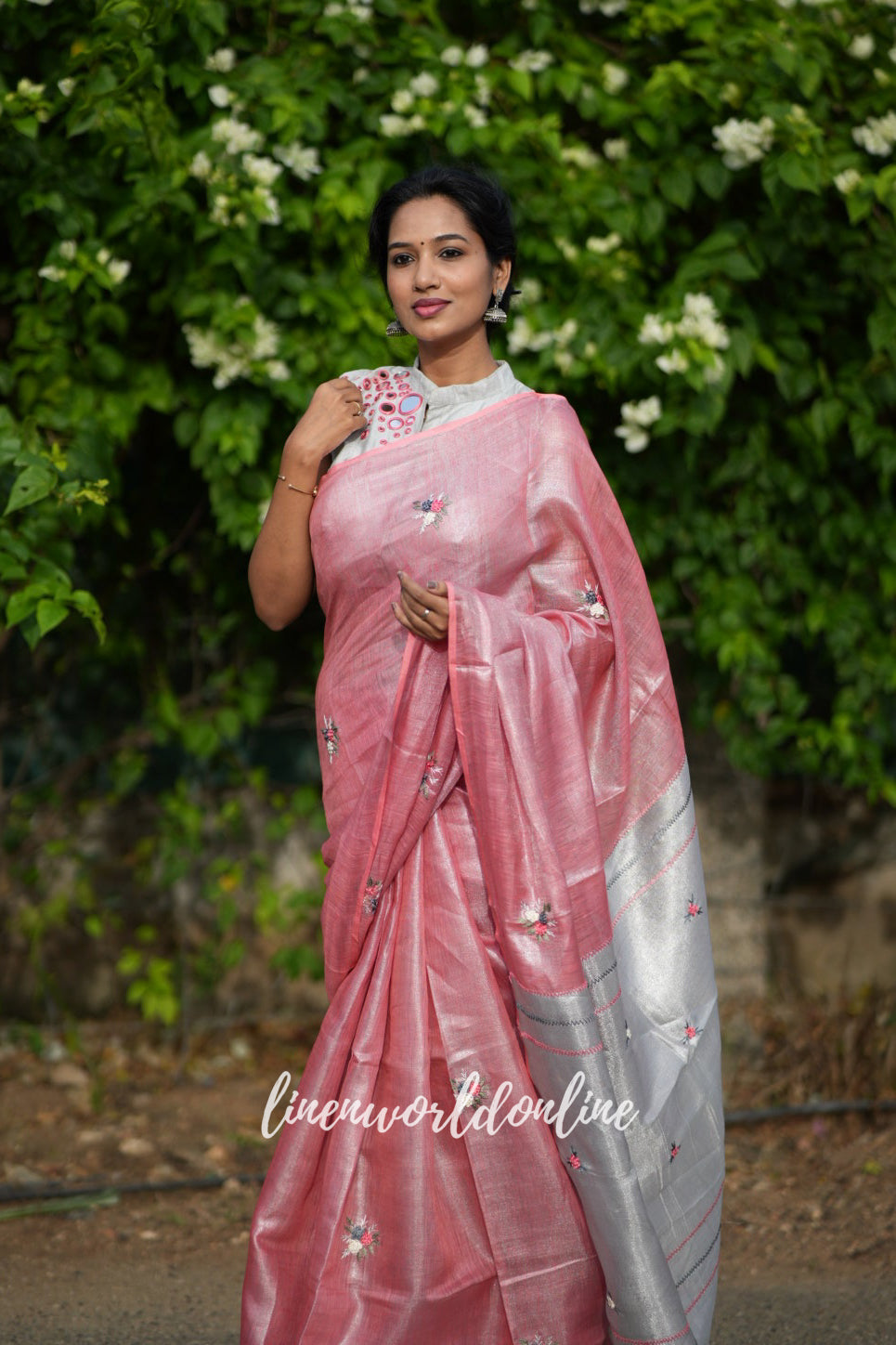 evelyn - peach zari linen french knot saree - linenworldonline.in