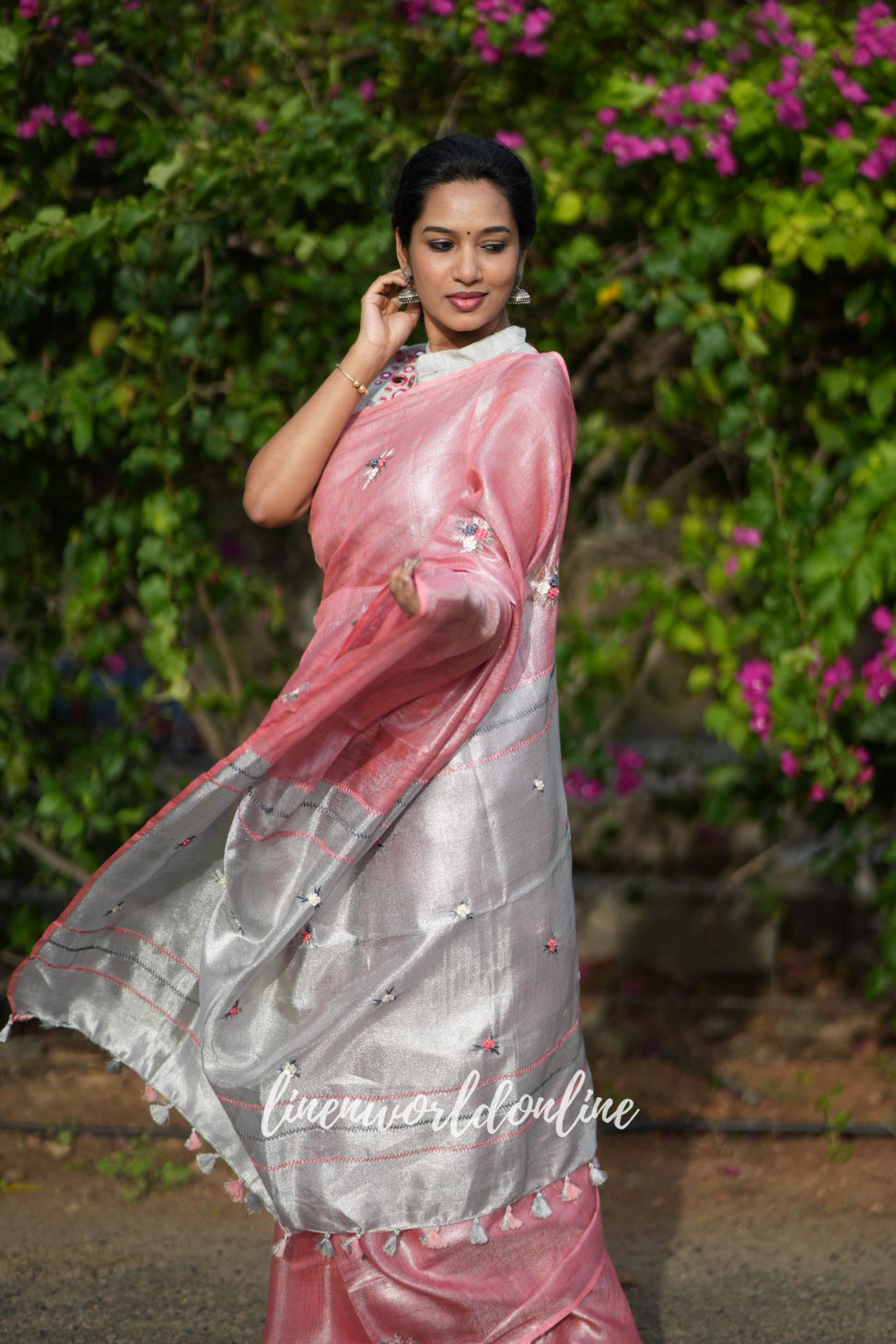 evelyn - peach zari linen french knot saree - linenworldonline.in