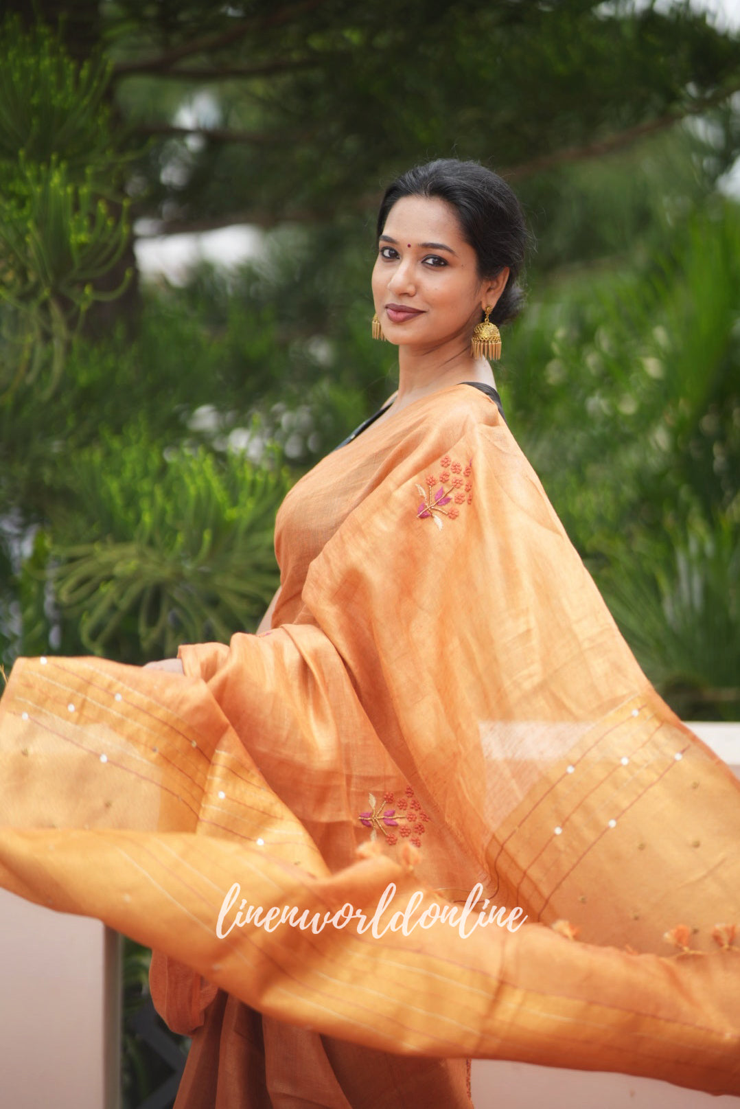 charlotte - copper pure zari linen french knot saree - linenworldonline.in