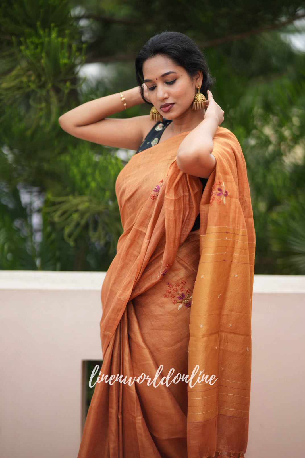 charlotte - copper pure zari linen french knot saree - linenworldonline.in