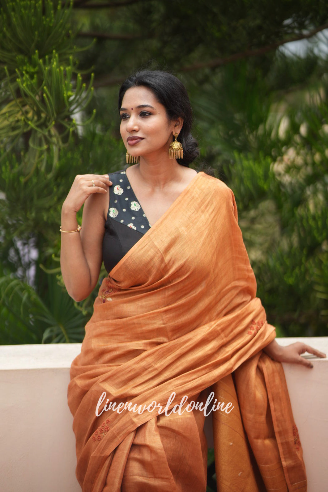 charlotte - copper pure zari linen french knot saree - linenworldonline.in