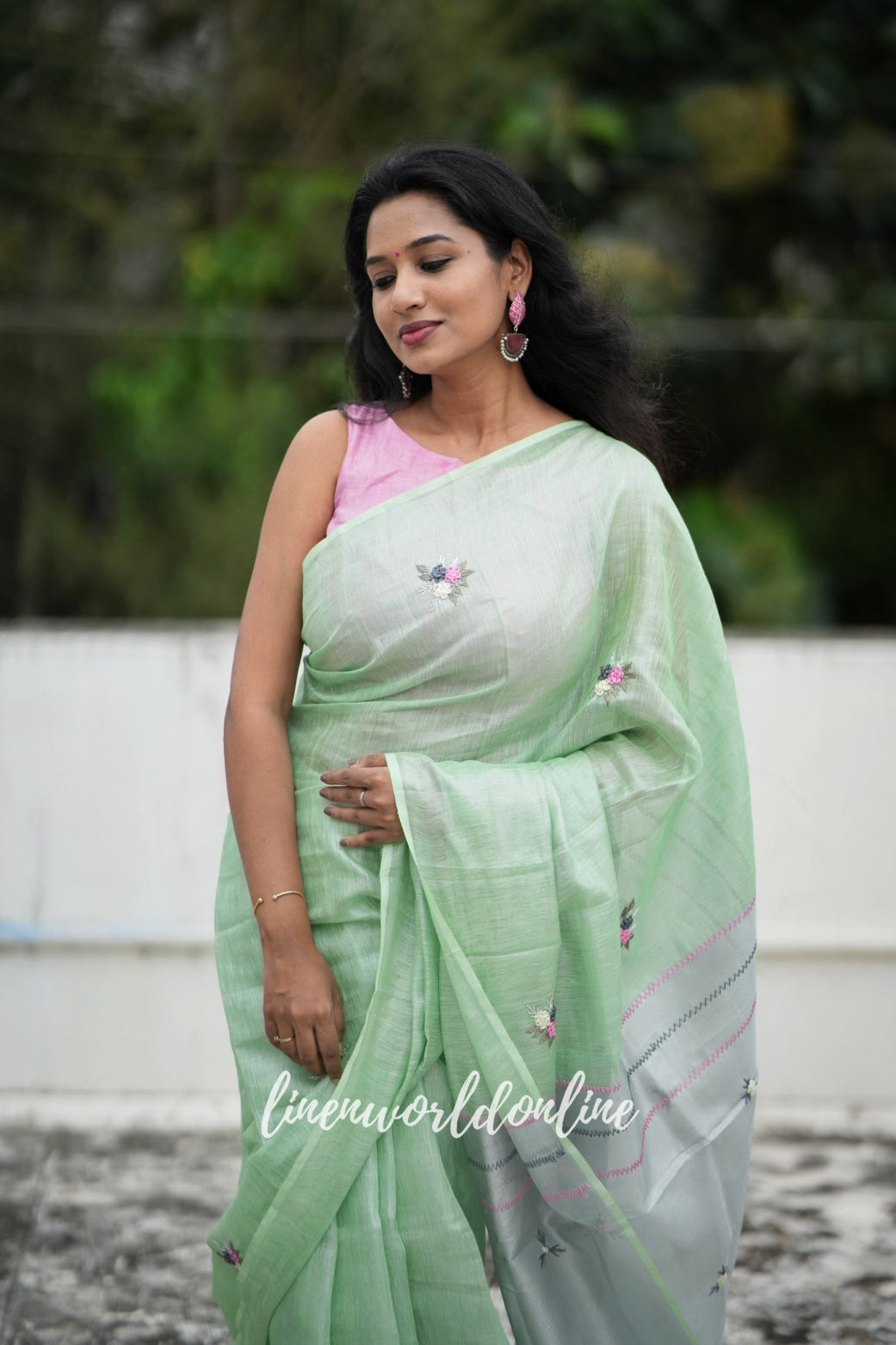 victoria - mint green pure zari linen french knot saree - linenworldonline.in