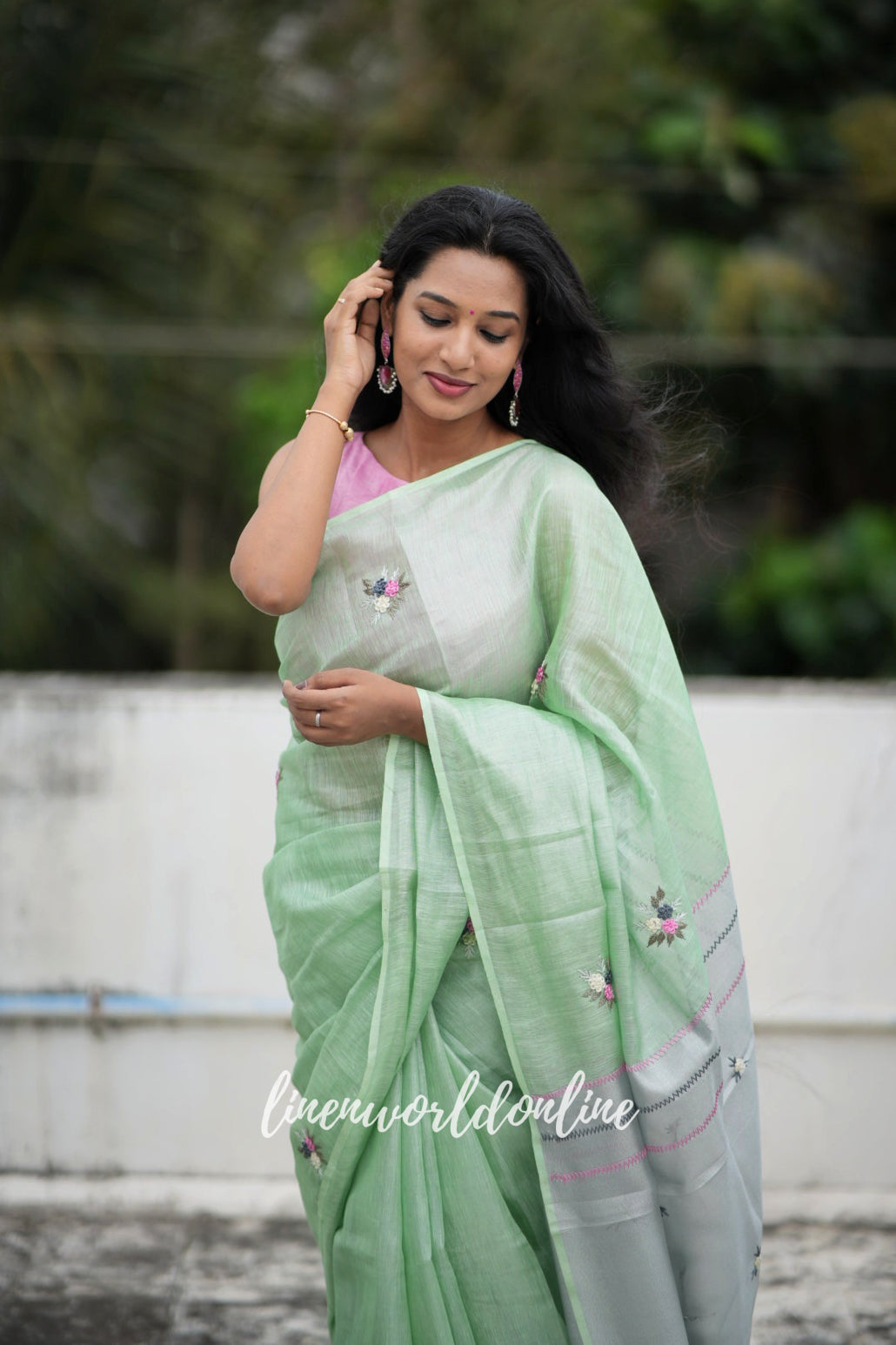 victoria - mint green pure zari linen french knot saree - linenworldonline.in