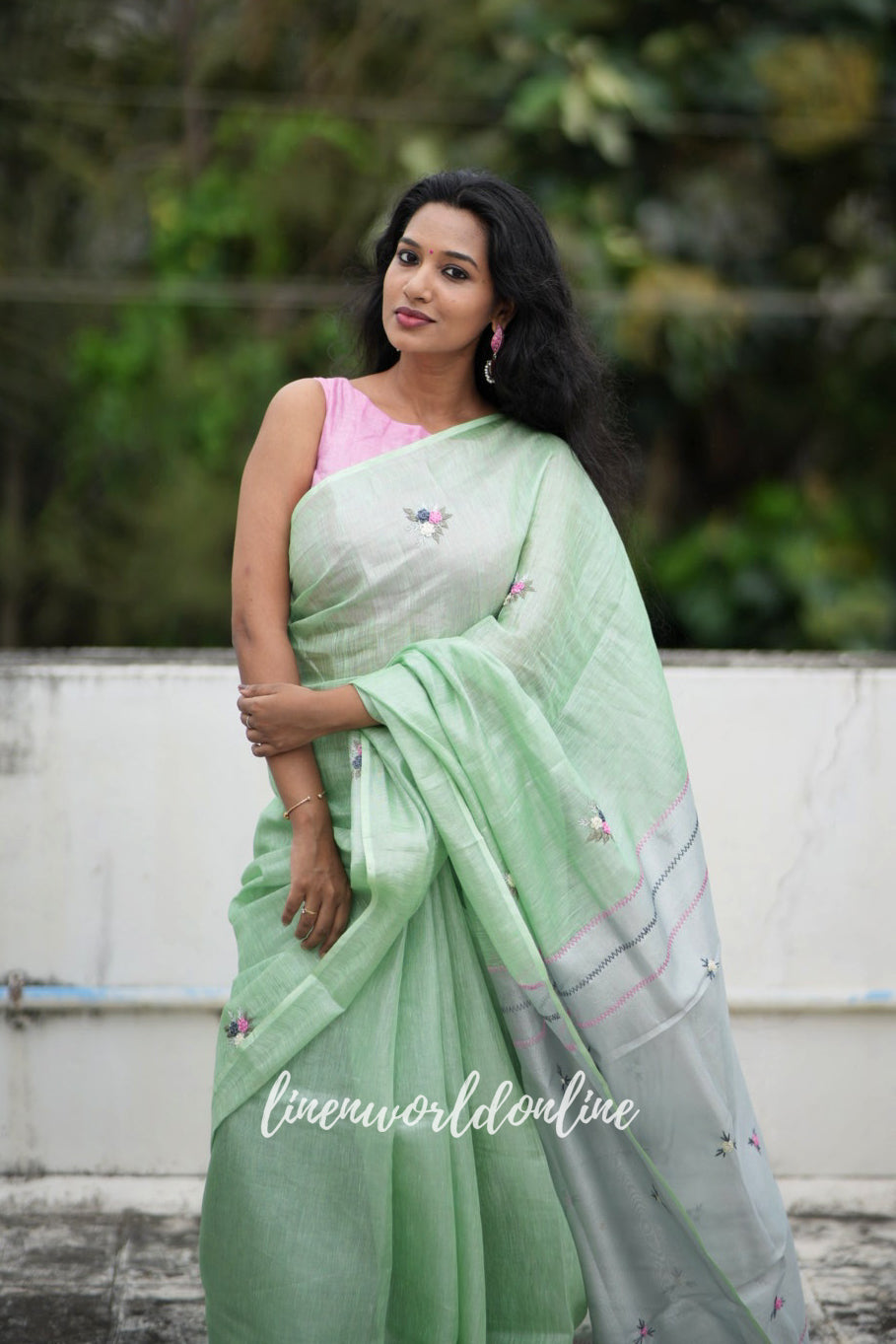 victoria - mint green pure zari linen french knot saree - linenworldonline.in