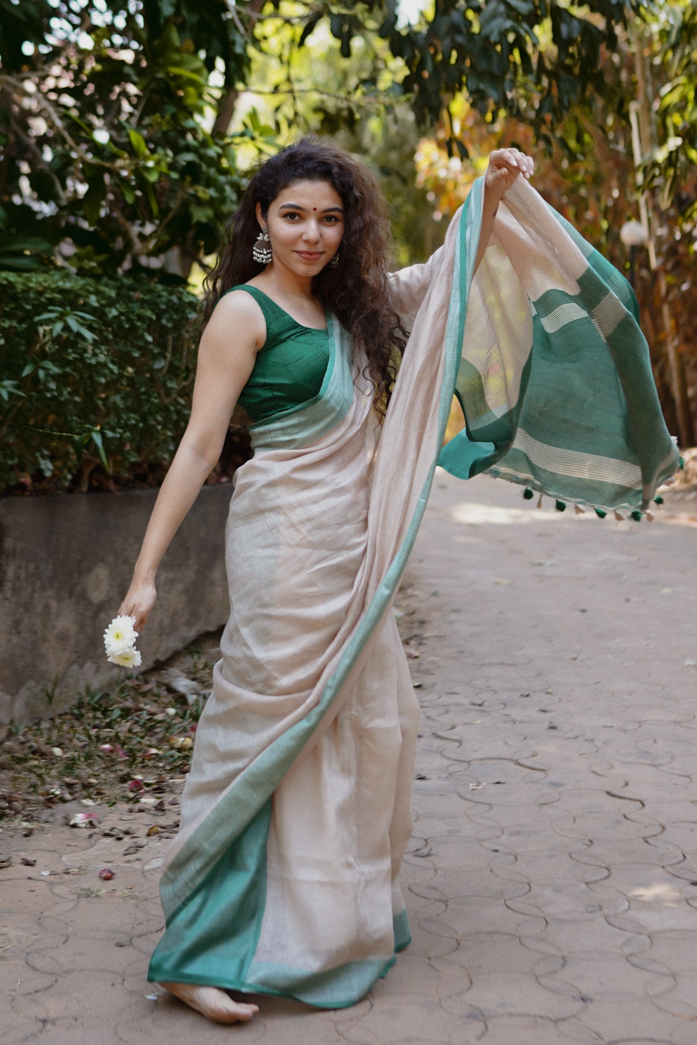 shyla - beige pure linen saree - linenworldonline.in