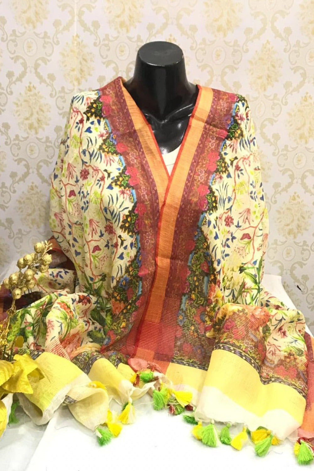 digital printed scarf - linenworldonline.in