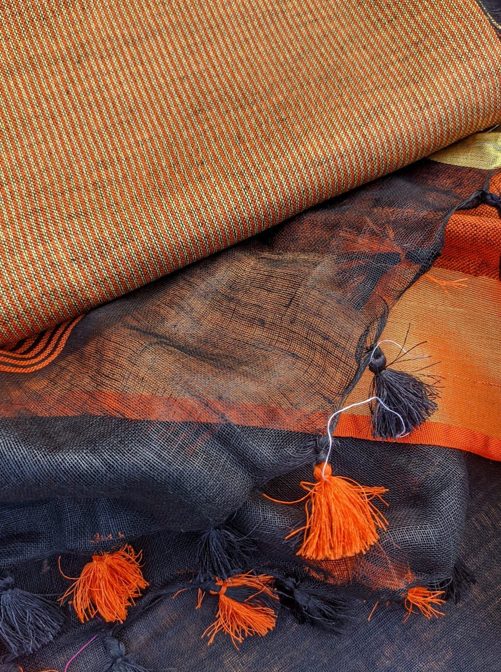 pure organic linen saree with contrast blouse - linenworldonline.in
