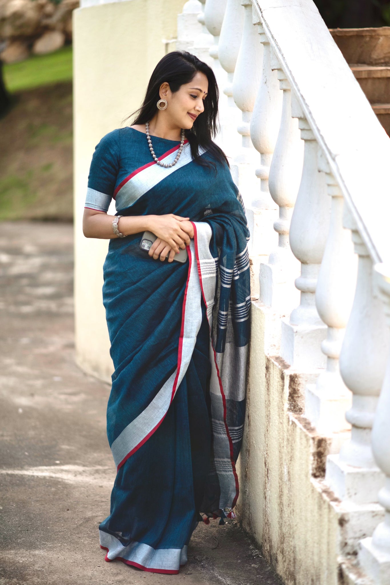 gayatri - teal blue organic pure linen saree - linenworldonline.in