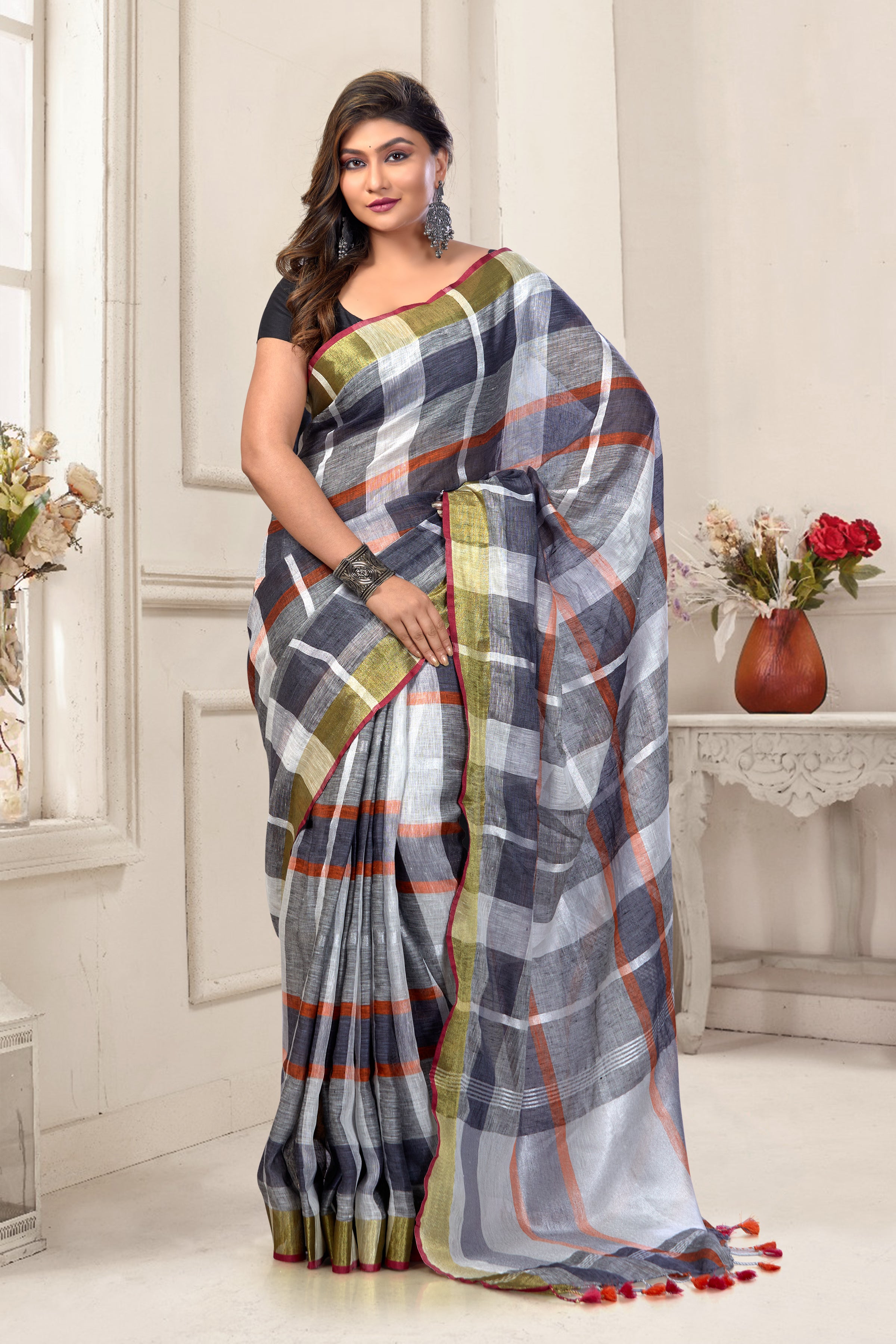 akshara - checkered pure linen saree - linenworldonline.in