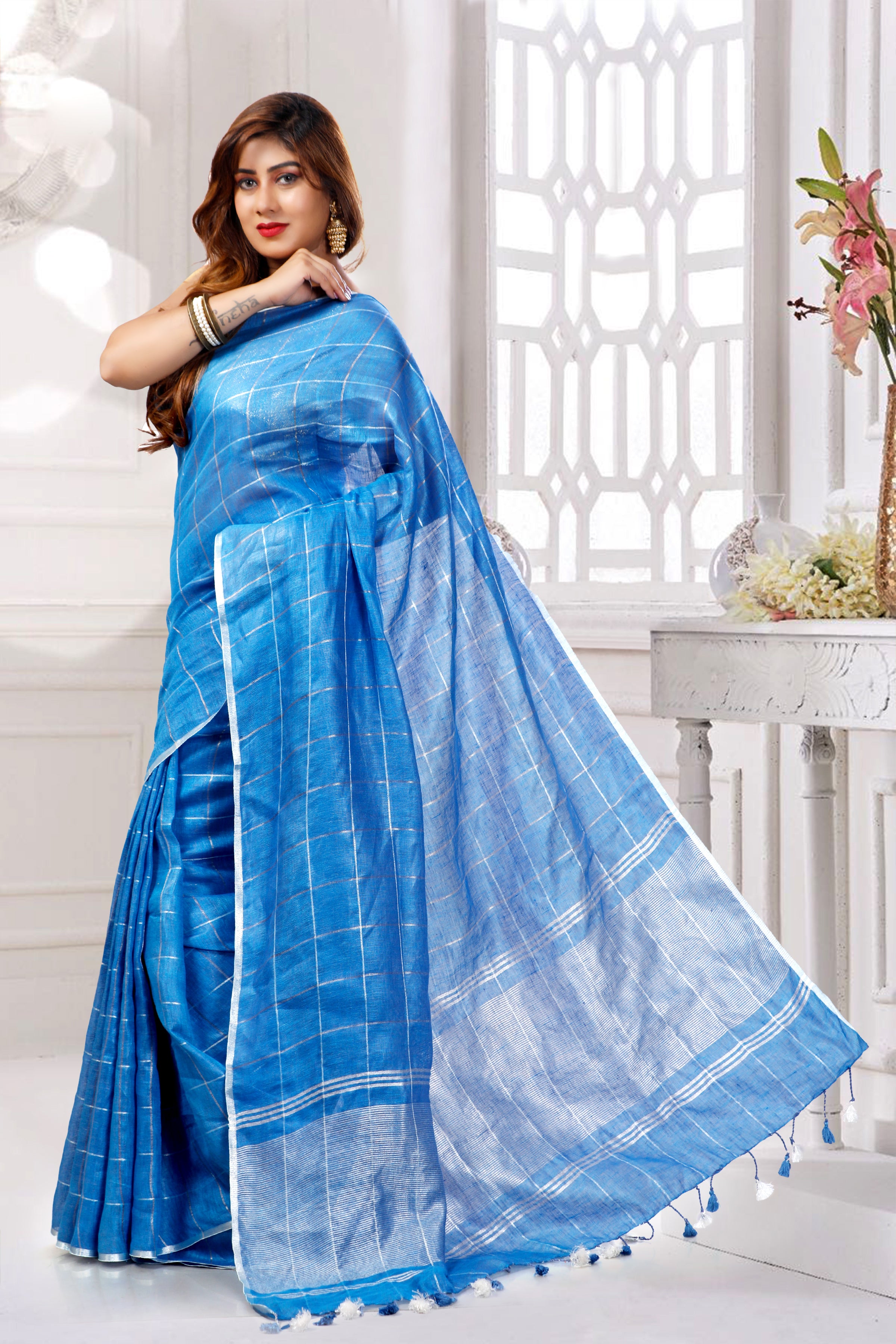 checkered handwoven linen saree