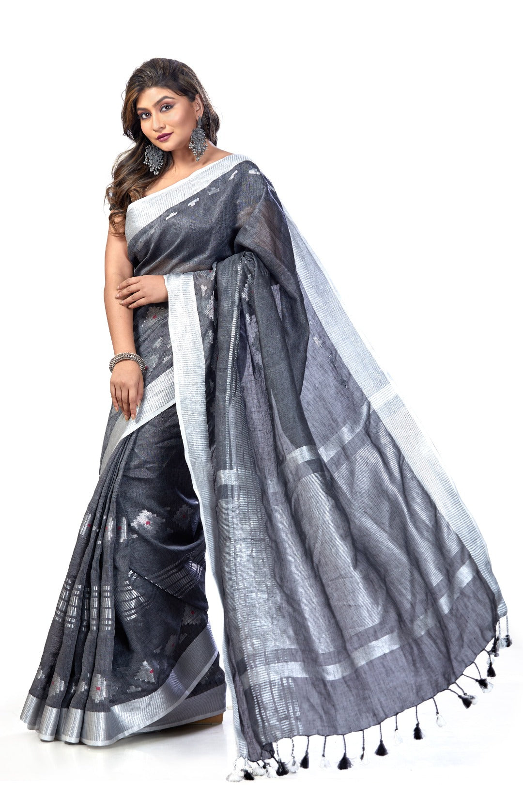 grey dobiwoven pure linen saree - linenworldonline.in