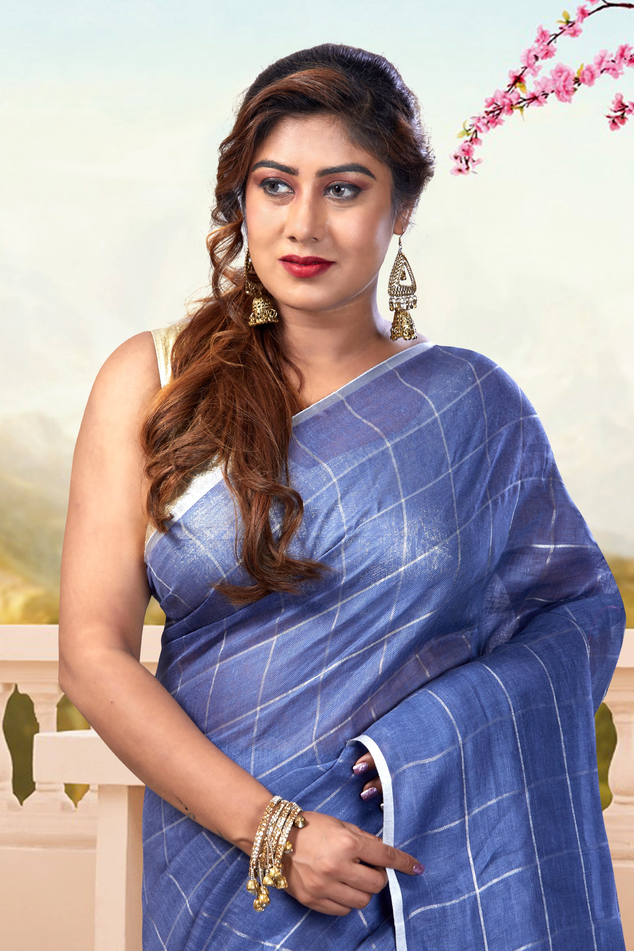checkered woven pure linen saree