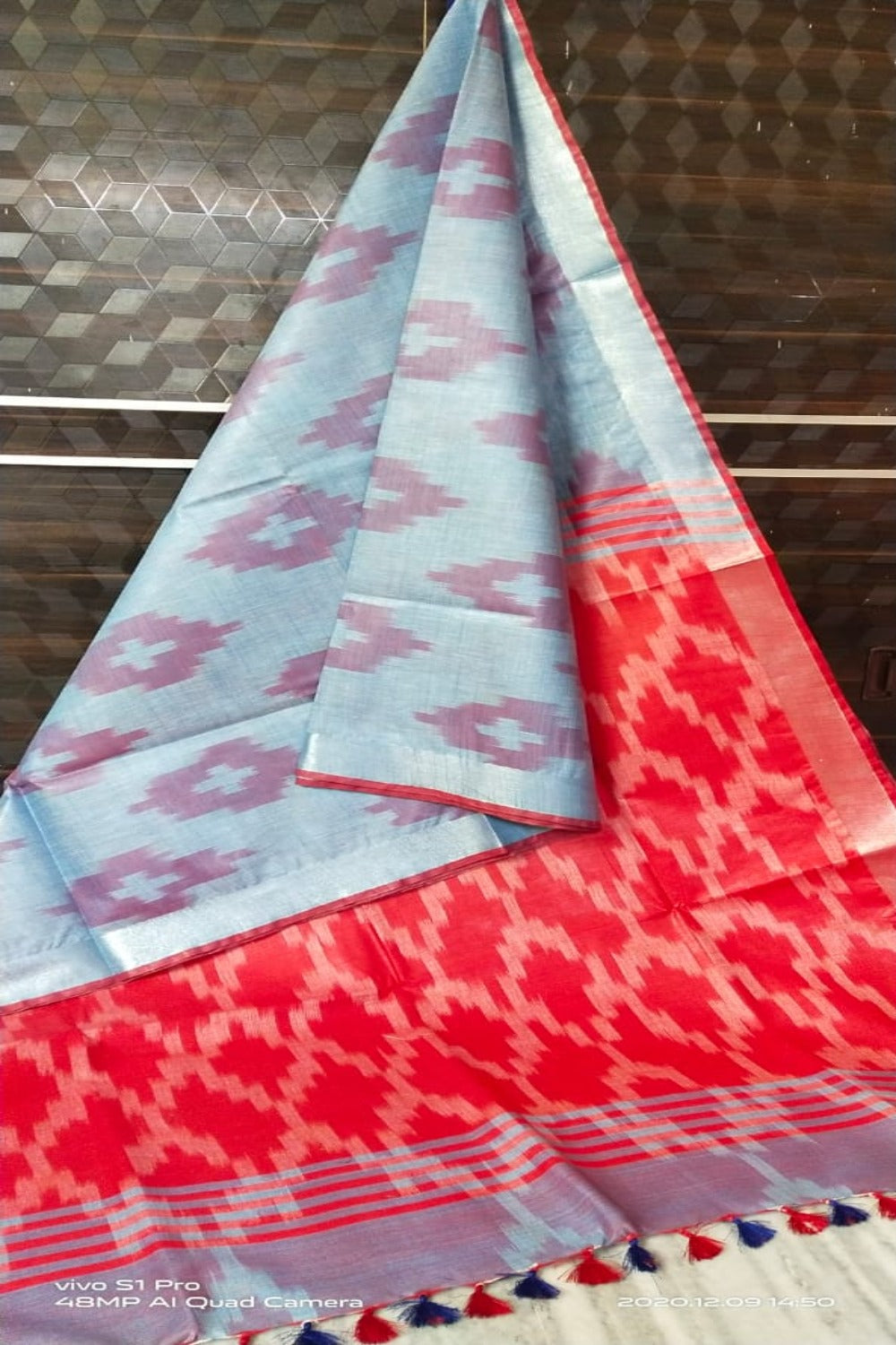 grey cotton ikat handwoven saree - linenworldonline.in