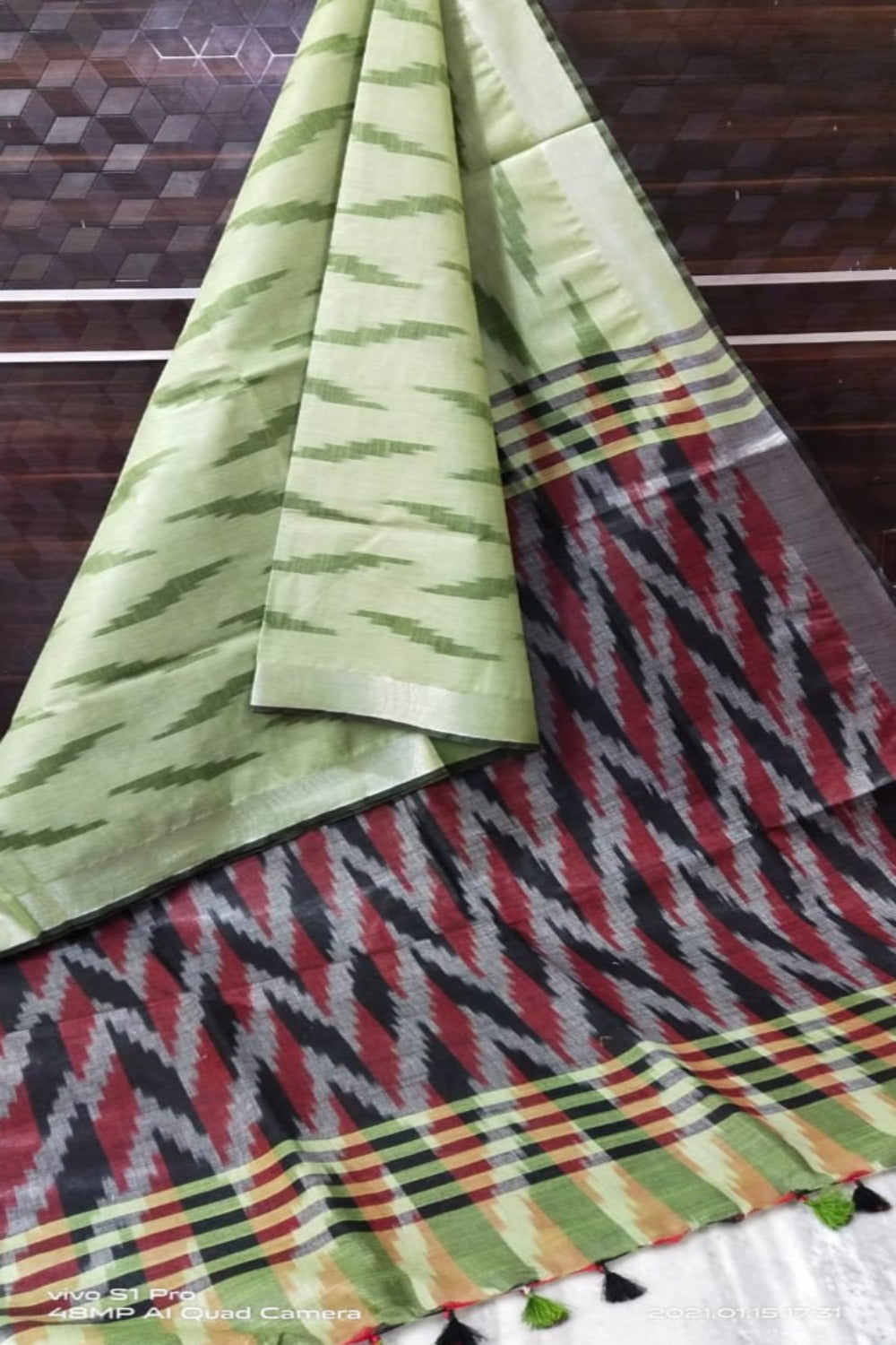 cotton ikat handwoven saree - linenworldonline.in