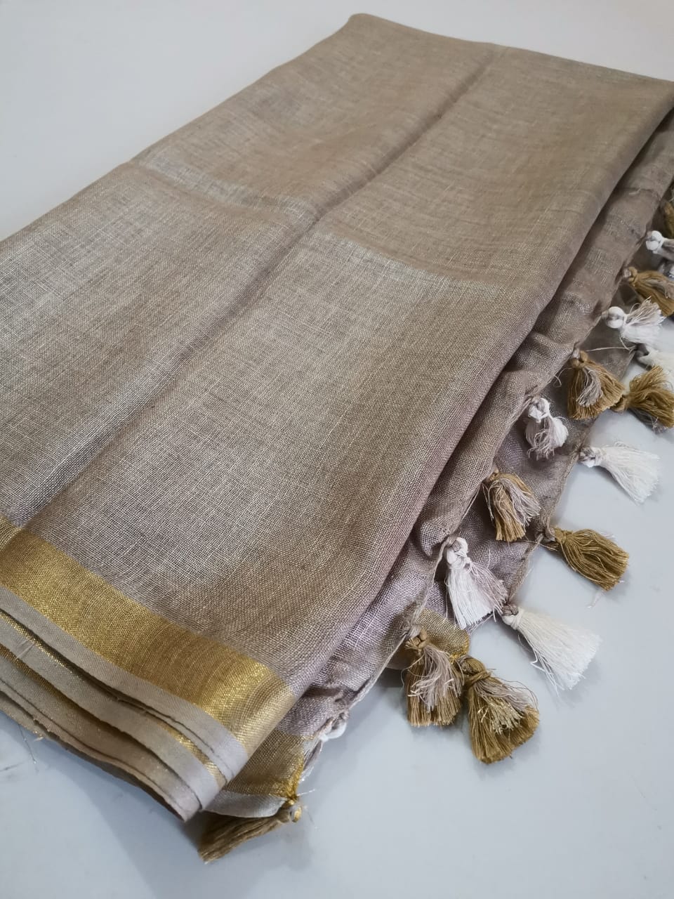 almond frost linen saree