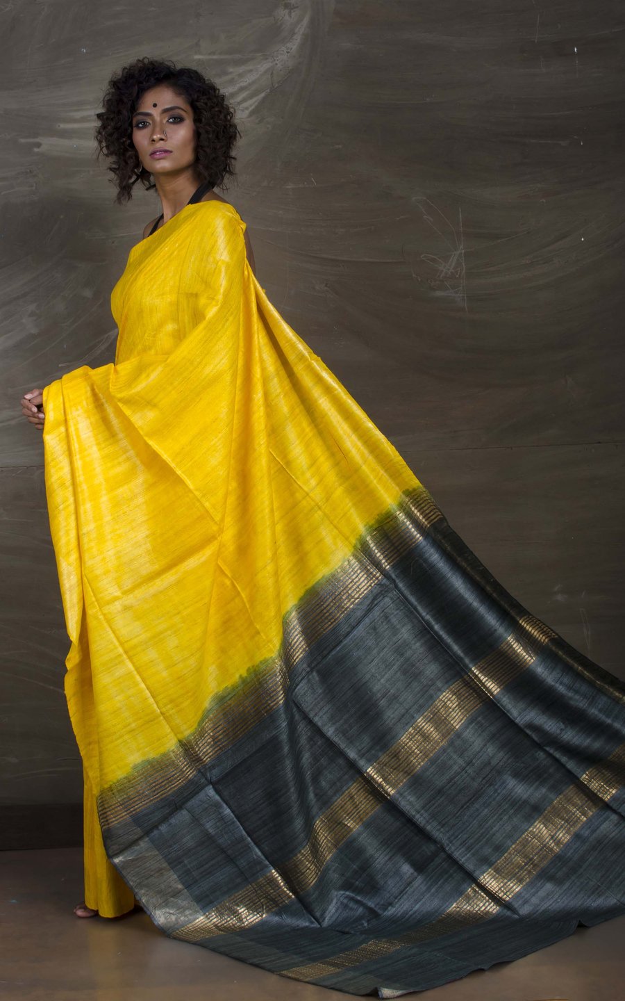 handloom tussar ghicha tie dye saree