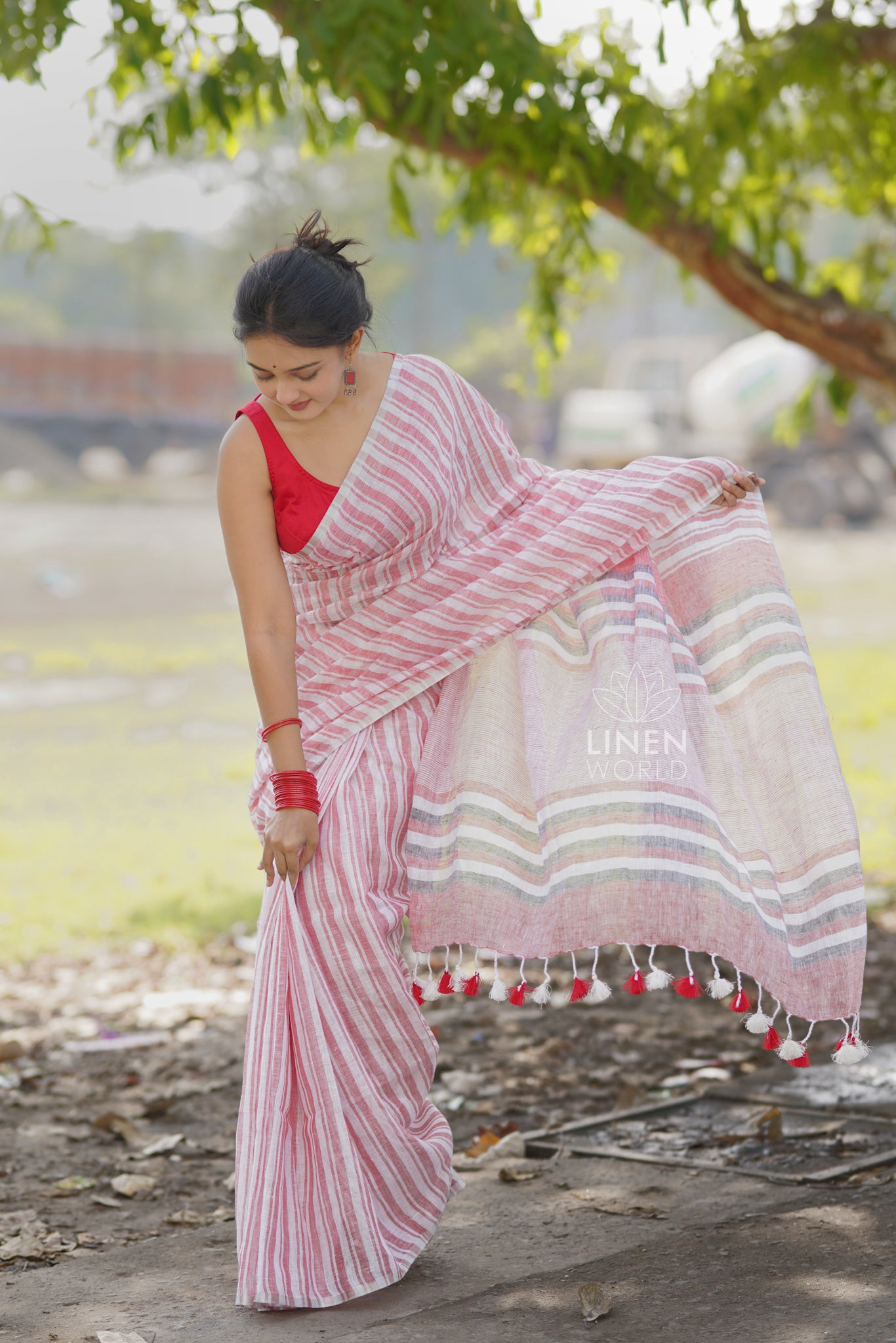 red white handloom pure linen saree - linen world