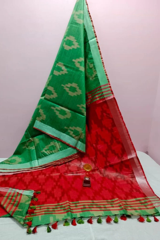 green red handwoven ikat cotton saree - linenworldonline.in