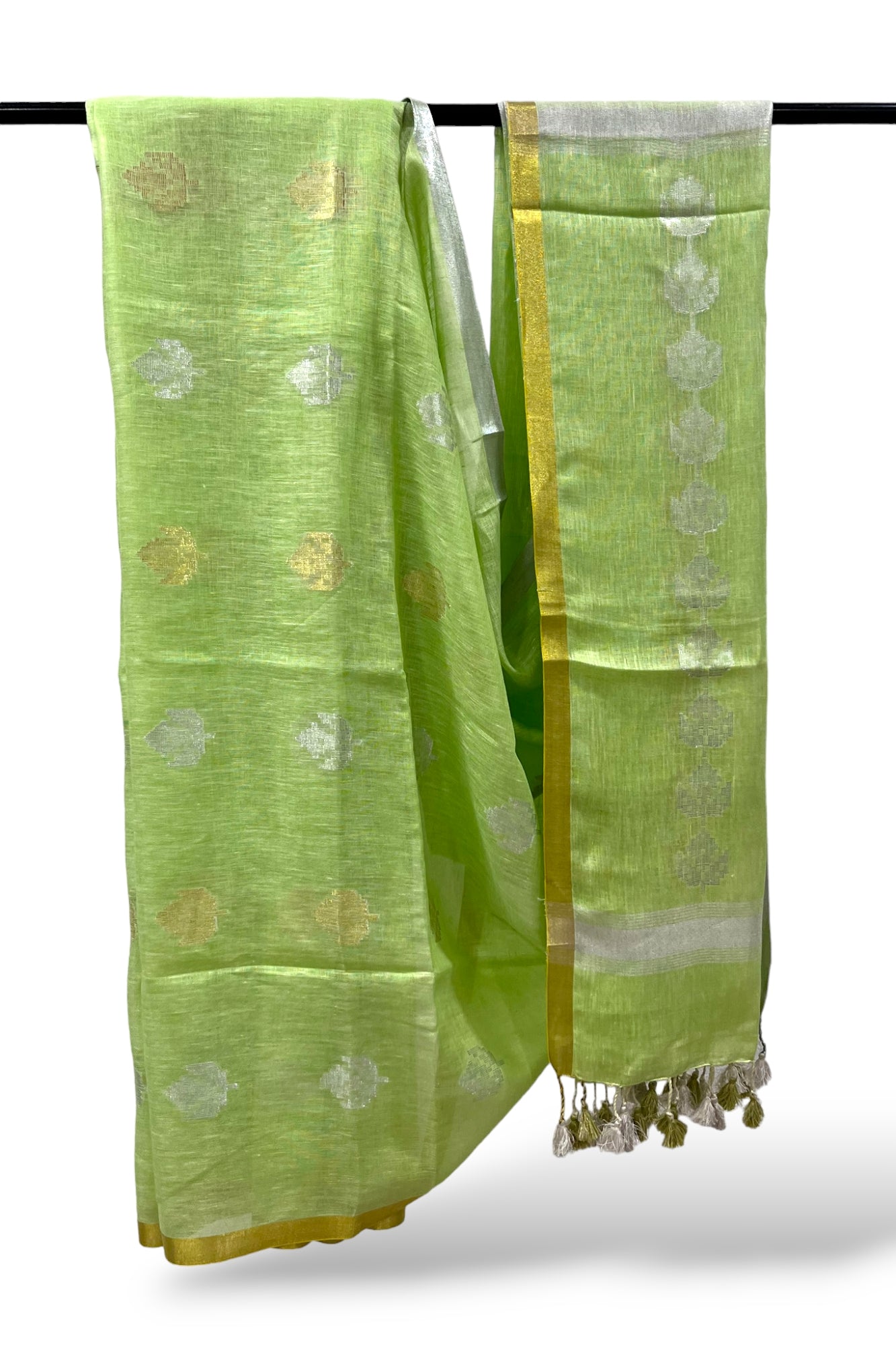 green dobby woven pure linen saree - linenworldonline.in