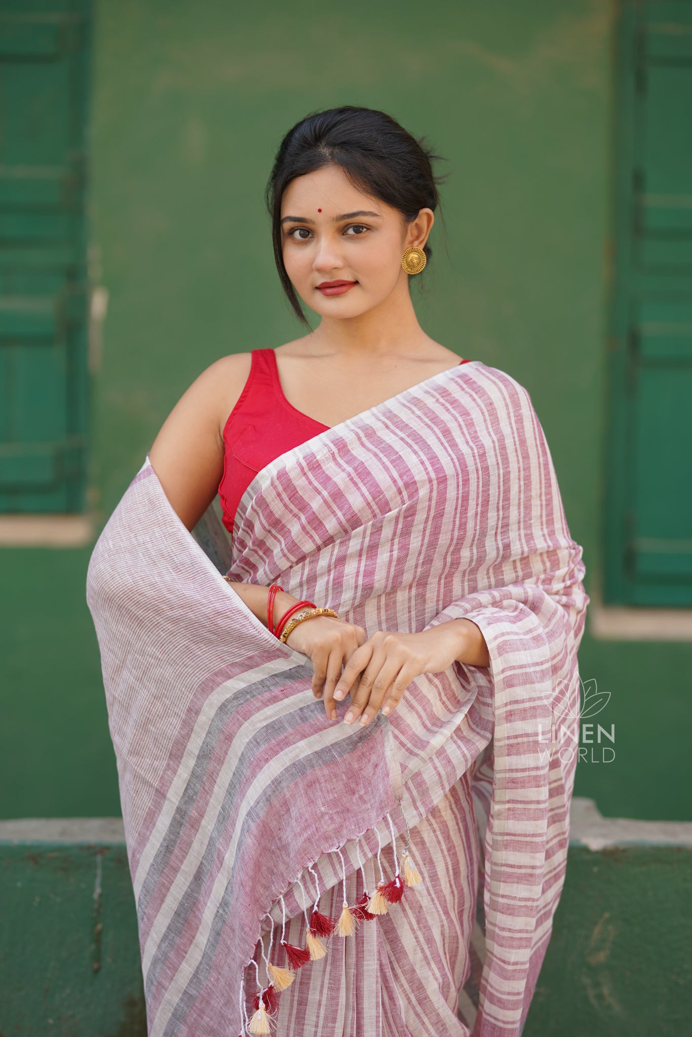 maroon cream handloom pure linen saree - linen world