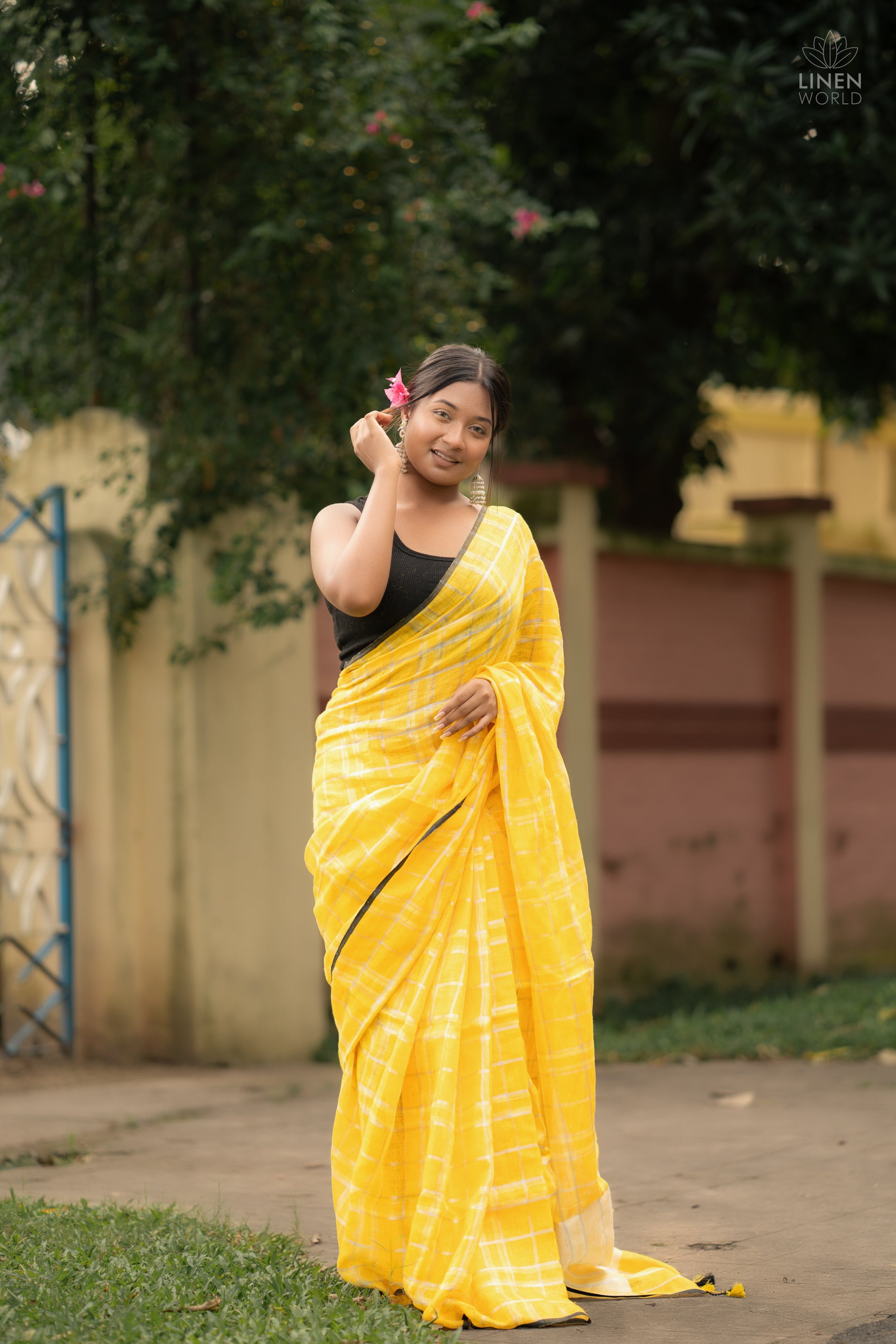 ishani - mango yellow checkered pure linen saree  - linenworldonline.in