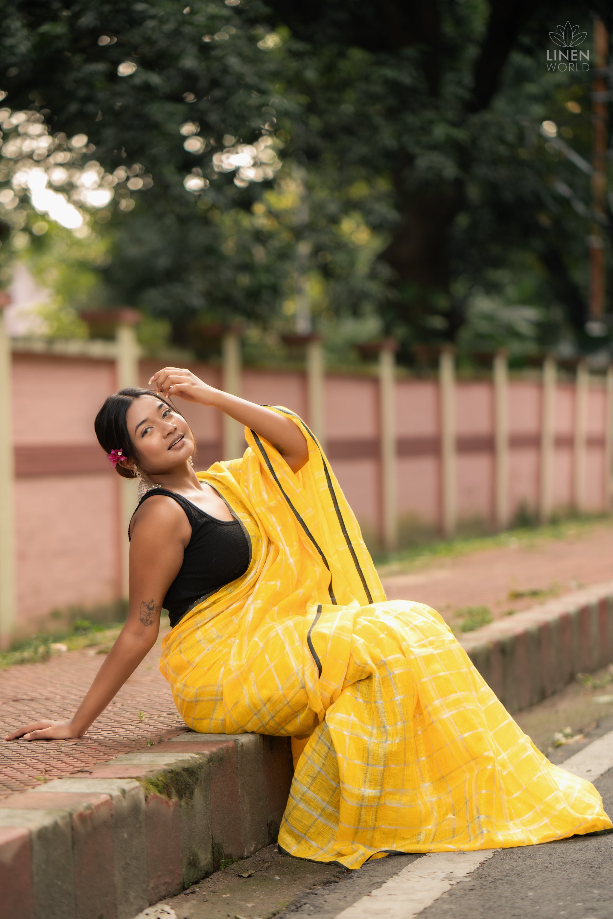 ishani - mango yellow checkered pure linen saree  - linenworldonline.in